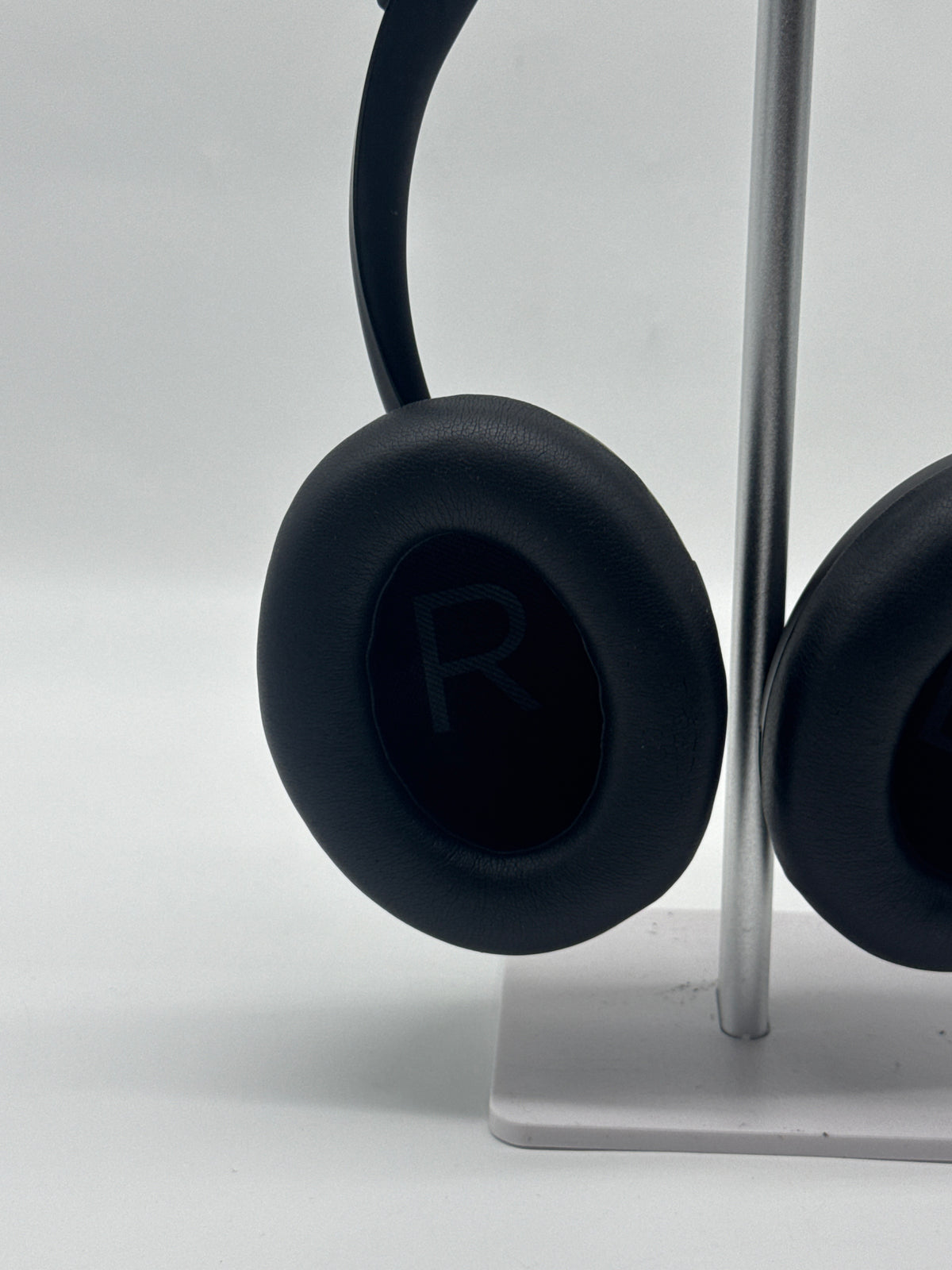 Bose Noise Cancelling Headphones 700 Triple Black Bluetooth - Used