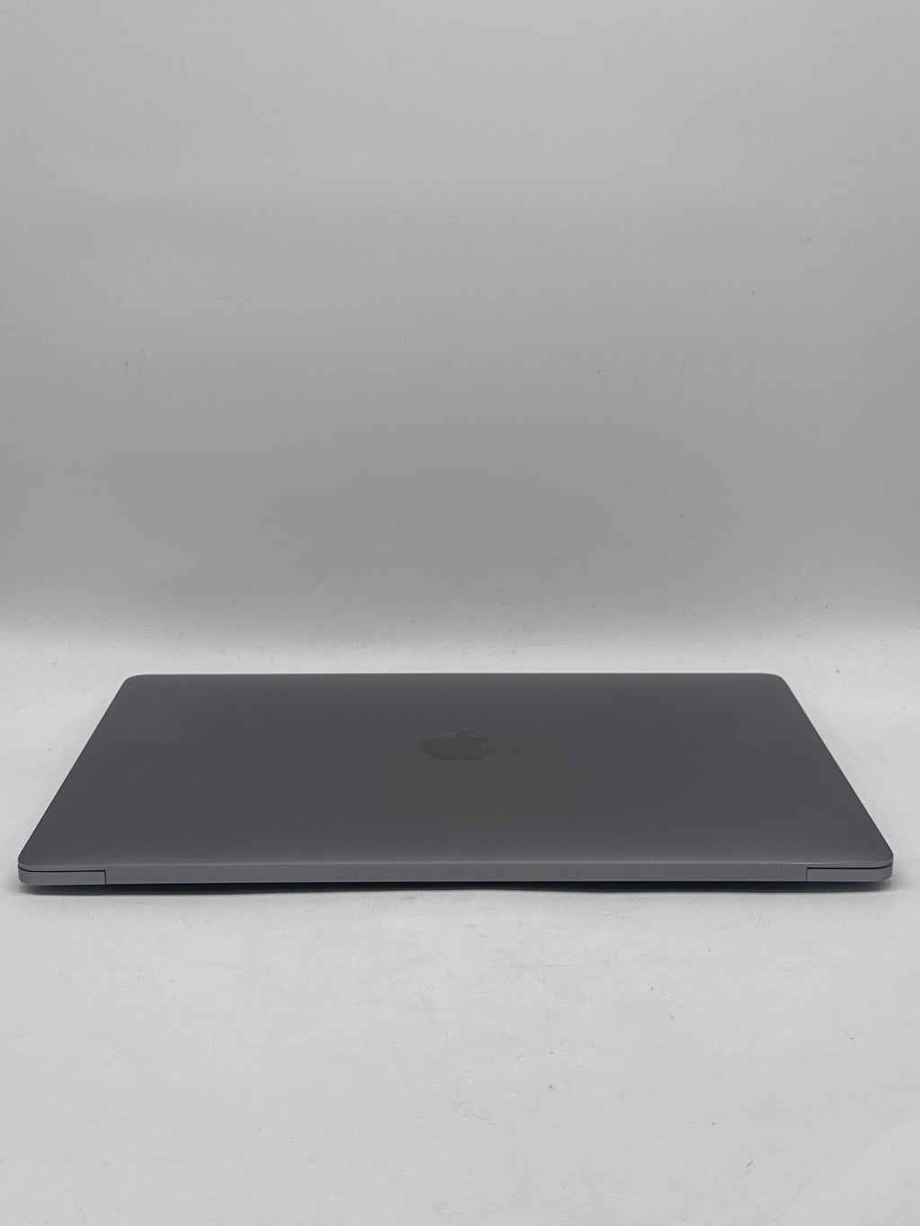 Apple MacBook Pro 15" A1707 2016 Intel Core i7 16GB RAM 1TB SSD - Used