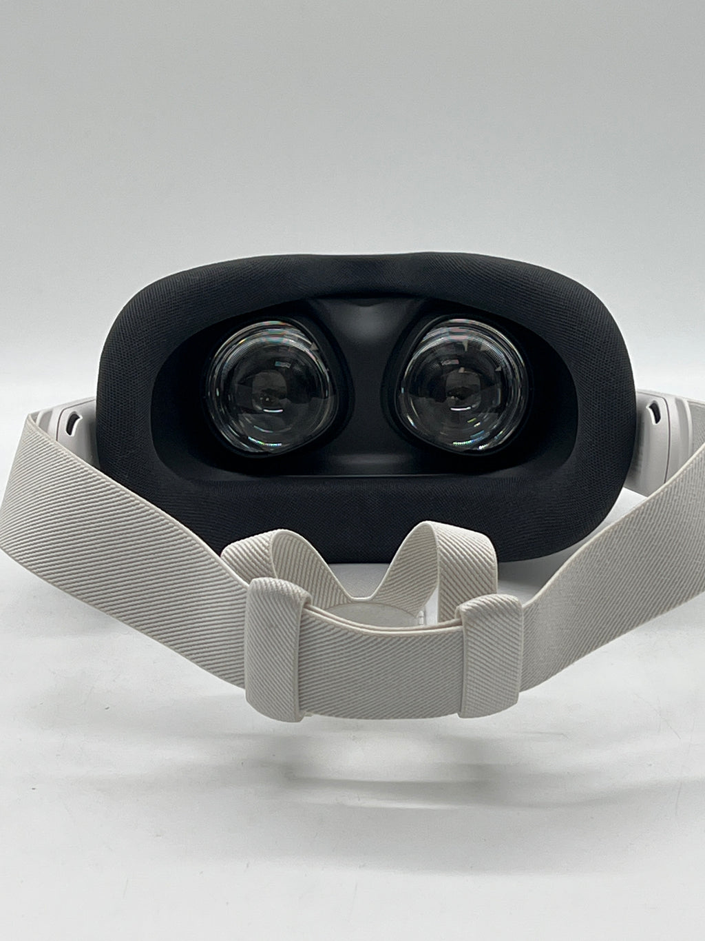 Meta Quest 3s 128GB Standalone VR Headset White - Used with Box