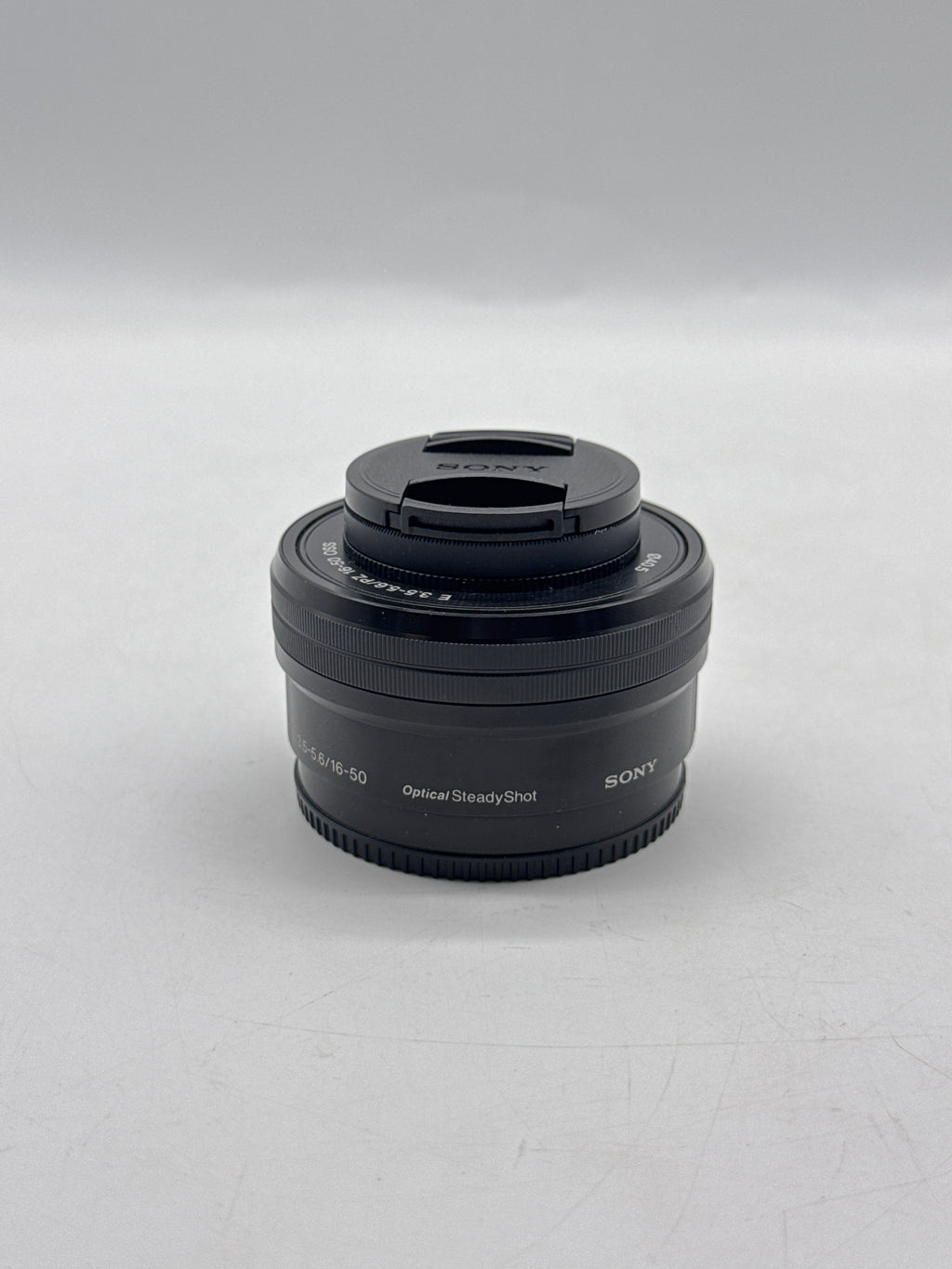 Sony A6000 Mirrorless Camera w/ 16-50mm OSS Lens - Used