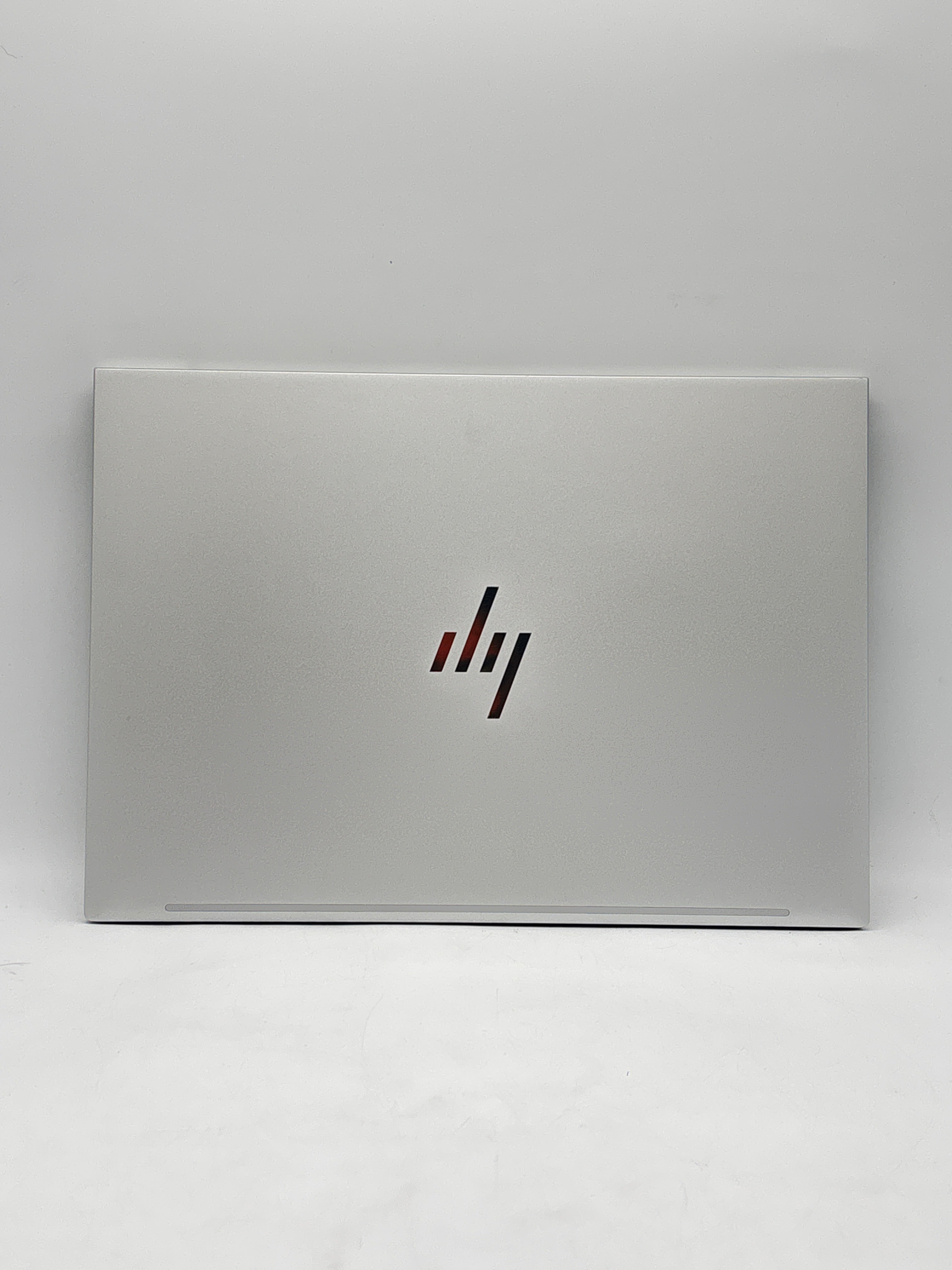 HP EliteBook 840 G9 14-inch i7-1255U 16GB RAM 512GB Silver - Used