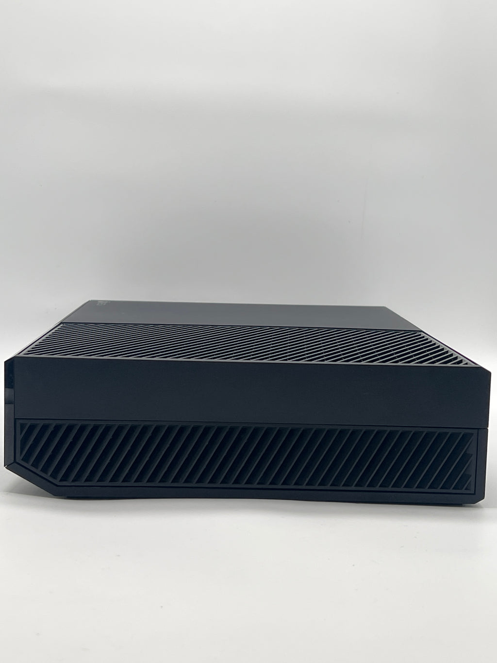 Xbox One (1540) 2013 500GB Home Console - For parts - Wont turn on