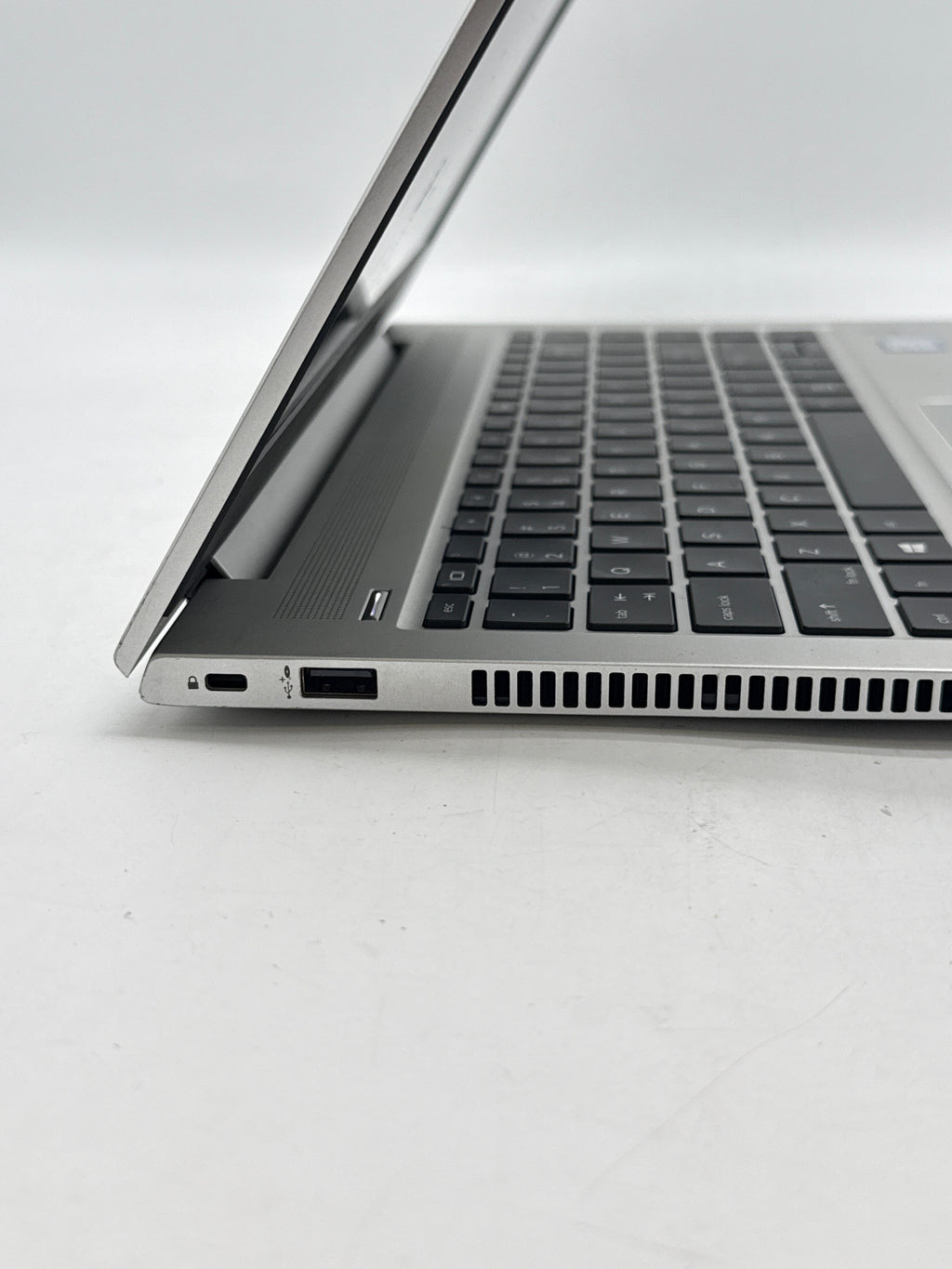 HP ProBook 440 G6 Core i7-8565U 8GB RAM 256GB SSD - Used