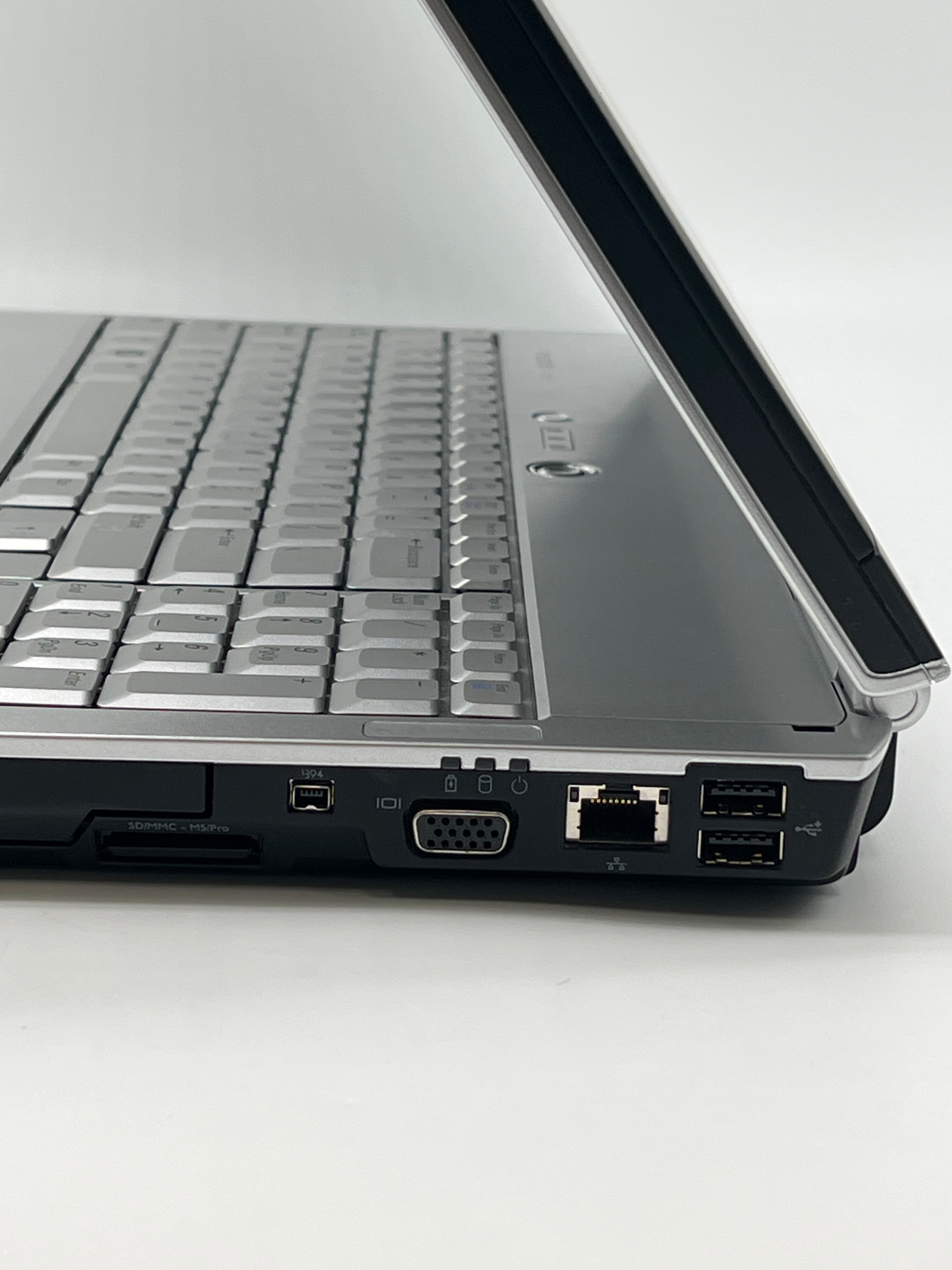 Dell Inspiron 1720 Intel Core 2 Duo 4GB DDR2 - New Open Box