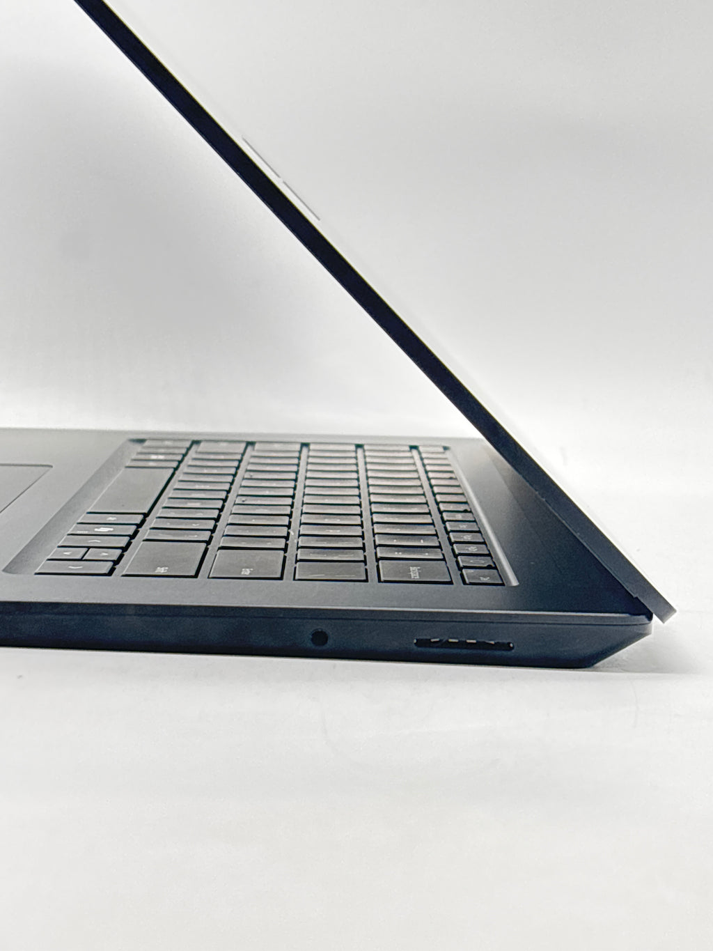 Microsoft Surface Laptop 6 2035 Ultra 7 165H 32GB RAM 512GB SSD - Used