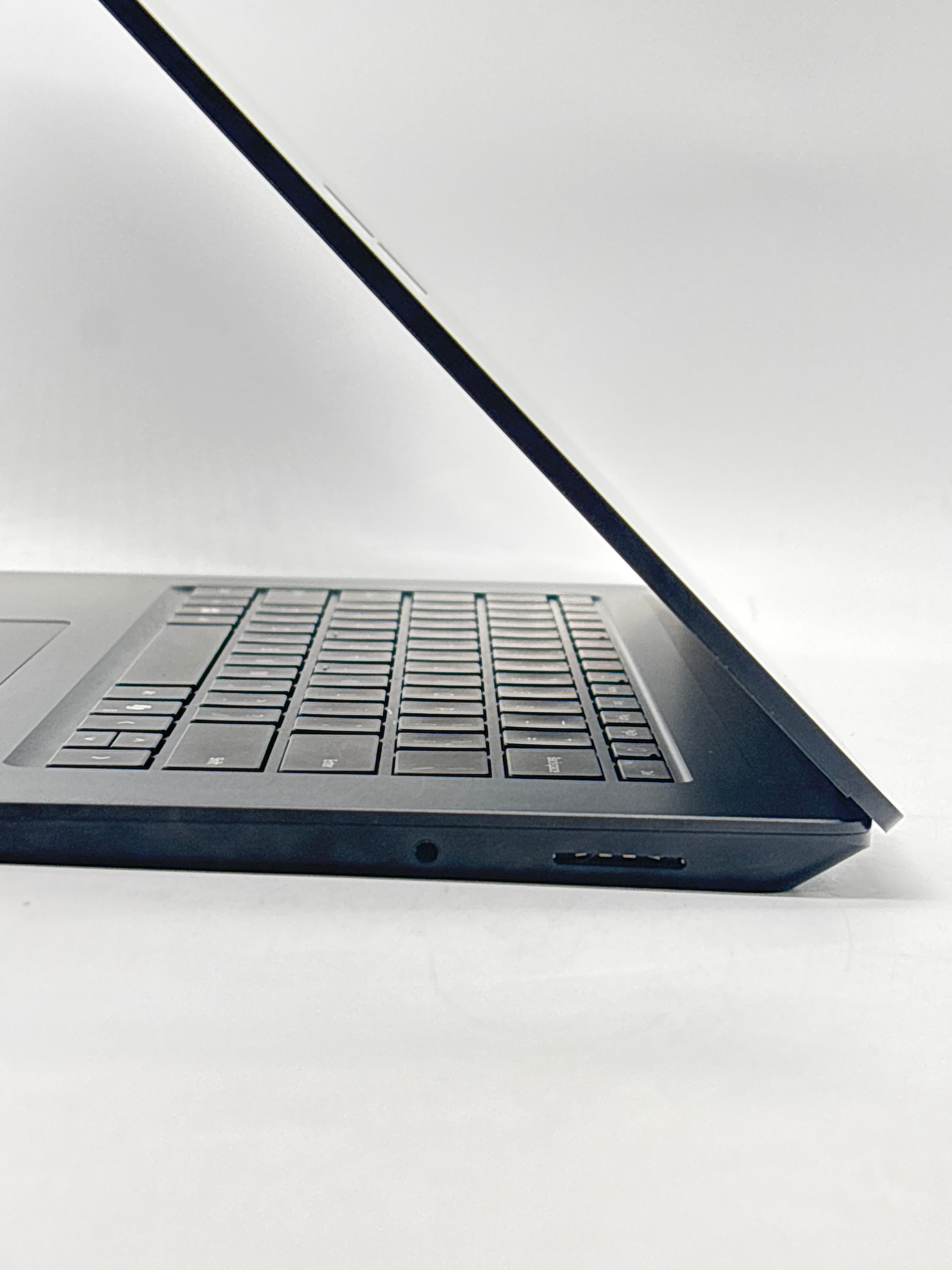 Microsoft Surface Laptop 6 2035 Ultra 7 165H 32GB RAM 512GB SSD - Used