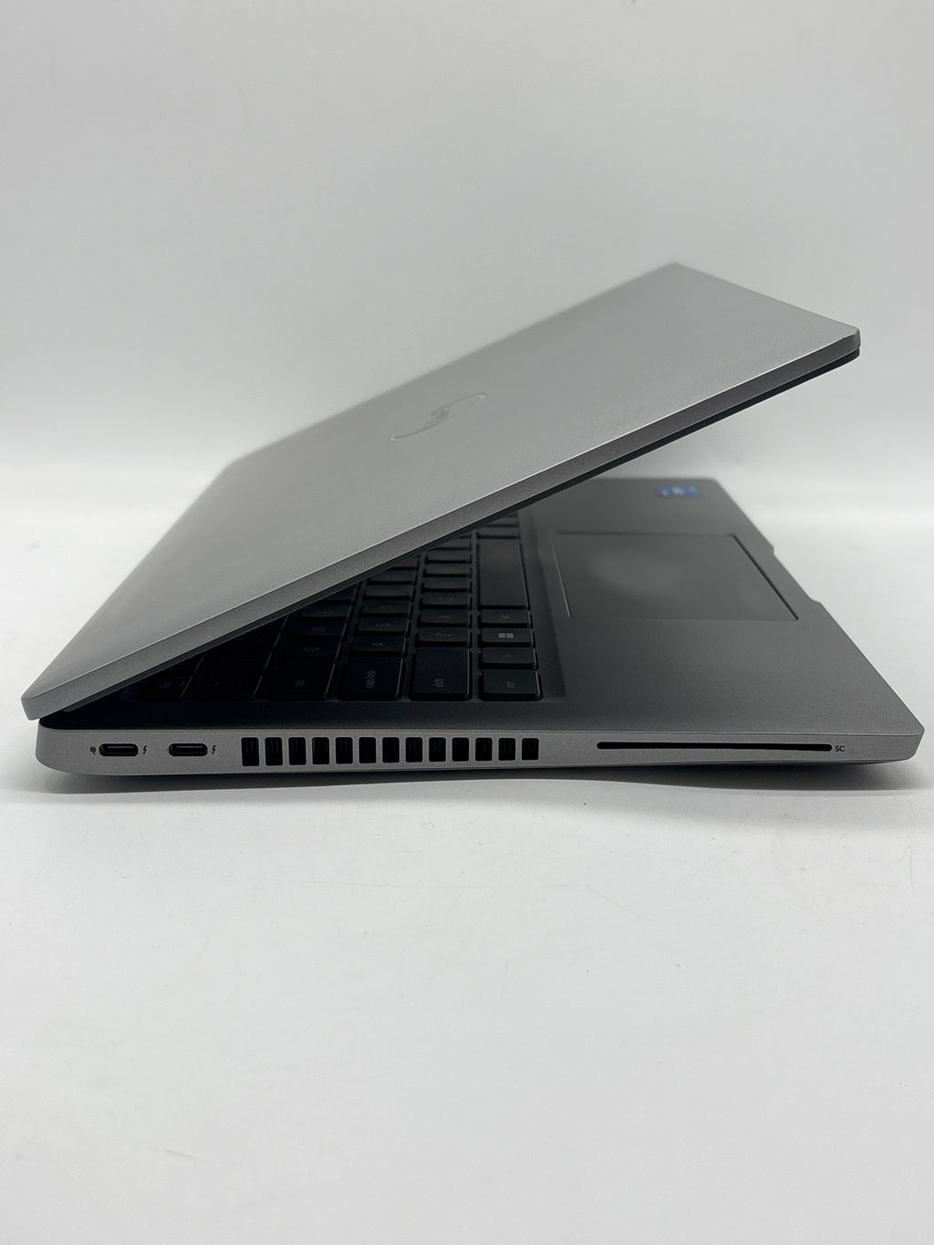 Dell Latitude 5430 14" Core i5-1235U 16GB RAM 256GB SSD Gray - Used