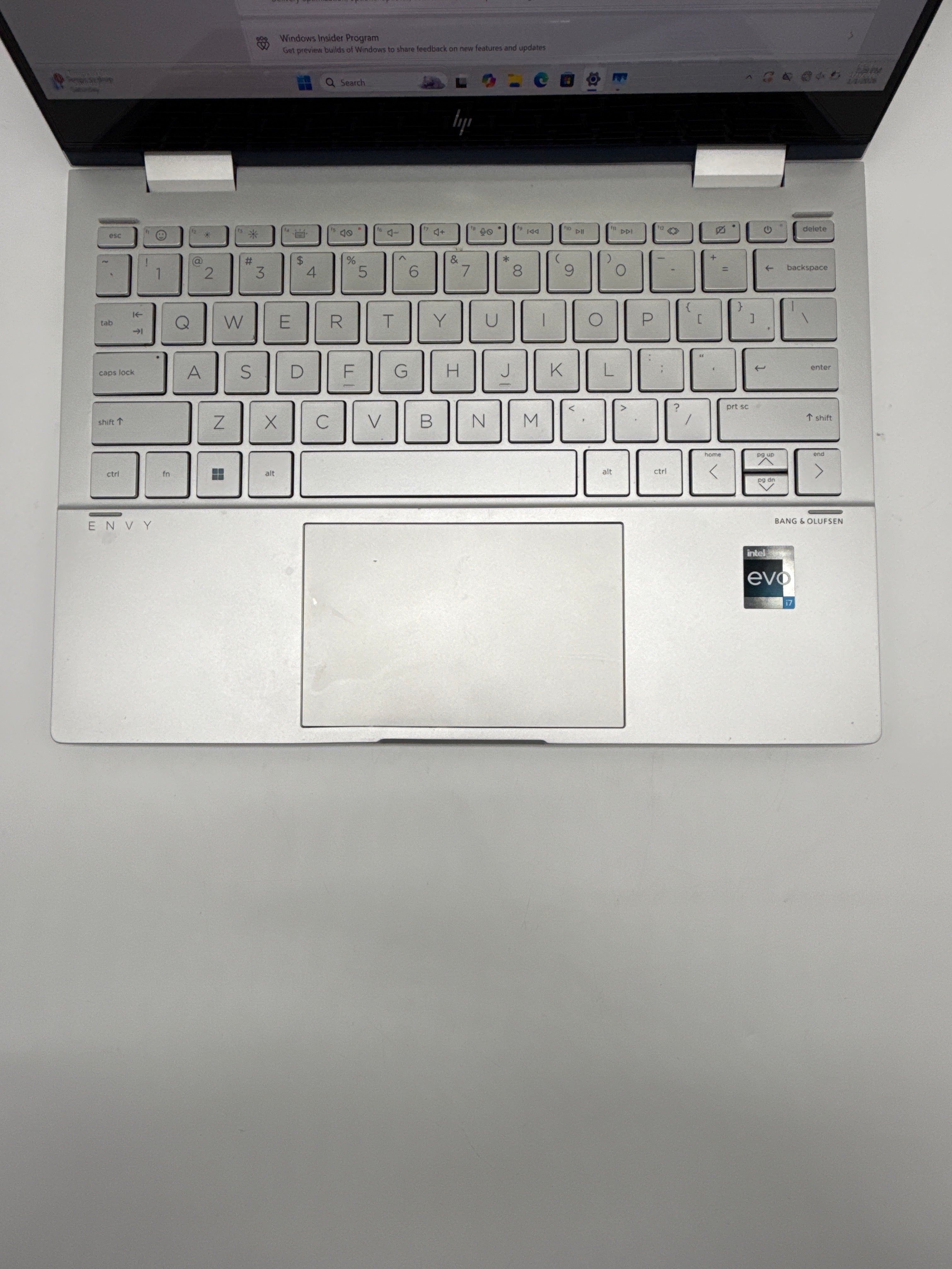 HP Envy x360 2-in-1 13-bf0797nr i7-1250U 16GB RAM 1TB SSD