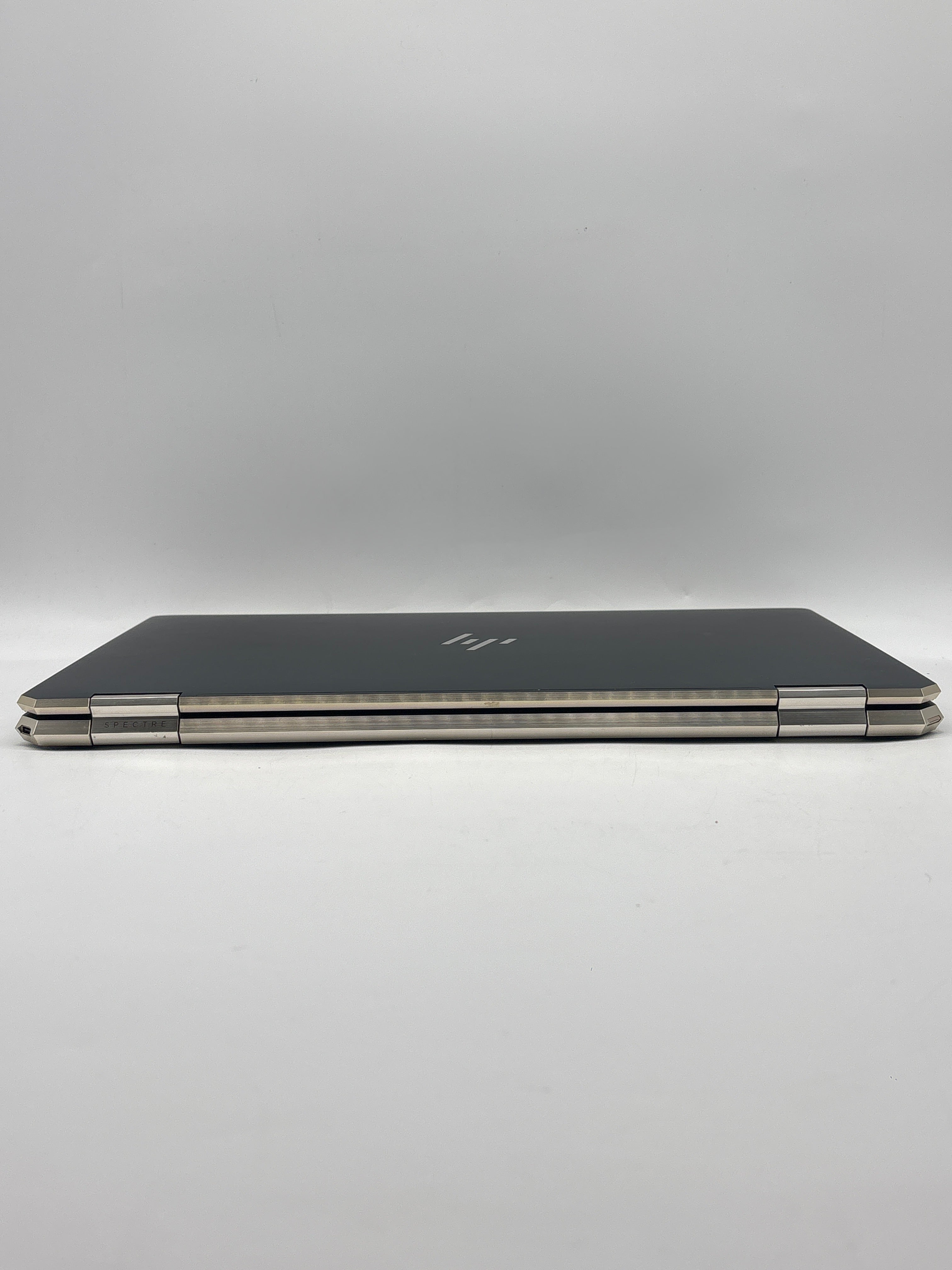 HP Spectre x360 15t-eb100 2-in-1 i7-1165G7 16GB RAM 256GB SSD Used