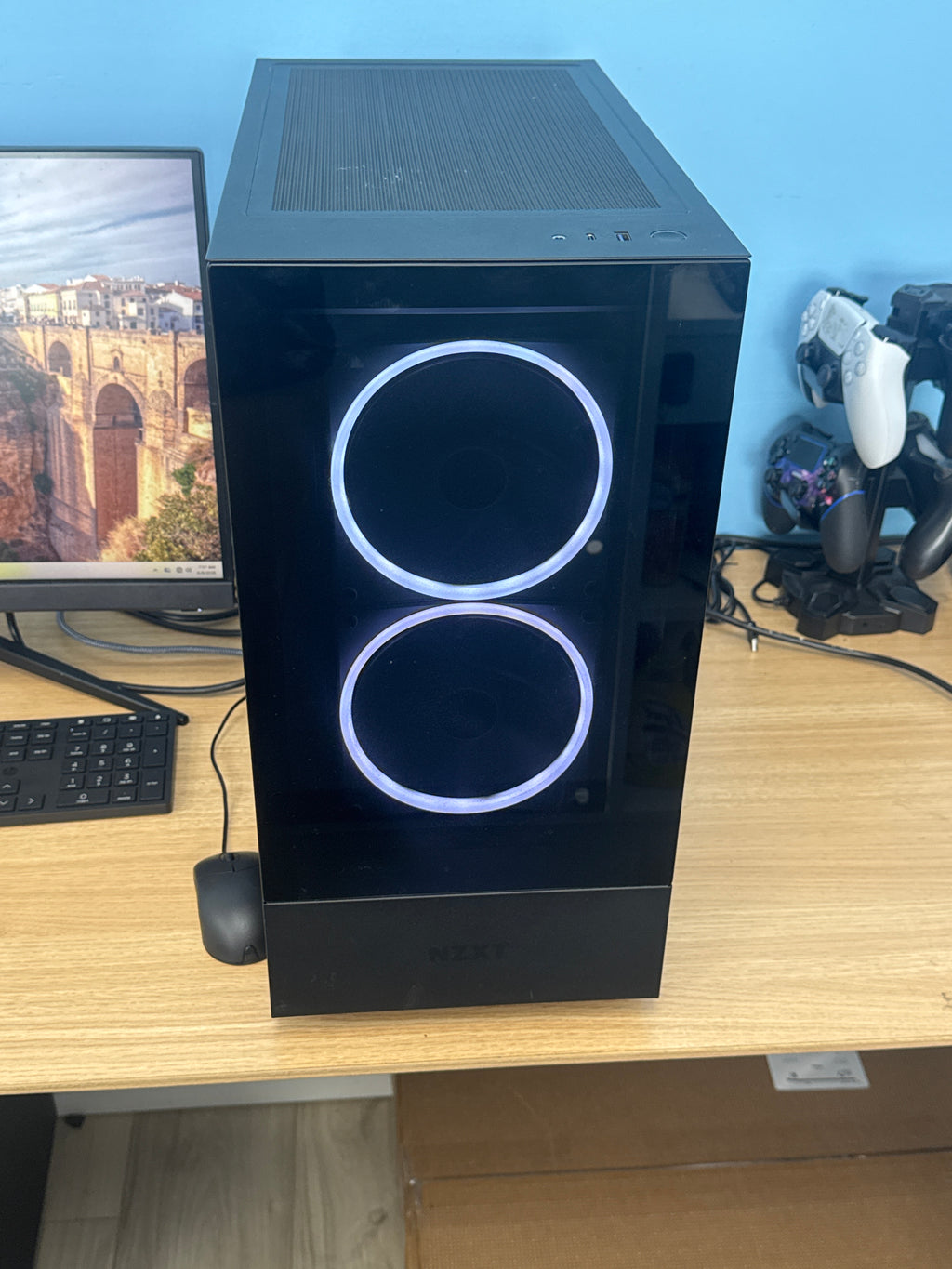 NZXT Player Build 2 PC Ryzen 5 5600X 16GB 1TB SSD RTX 3070 - Used