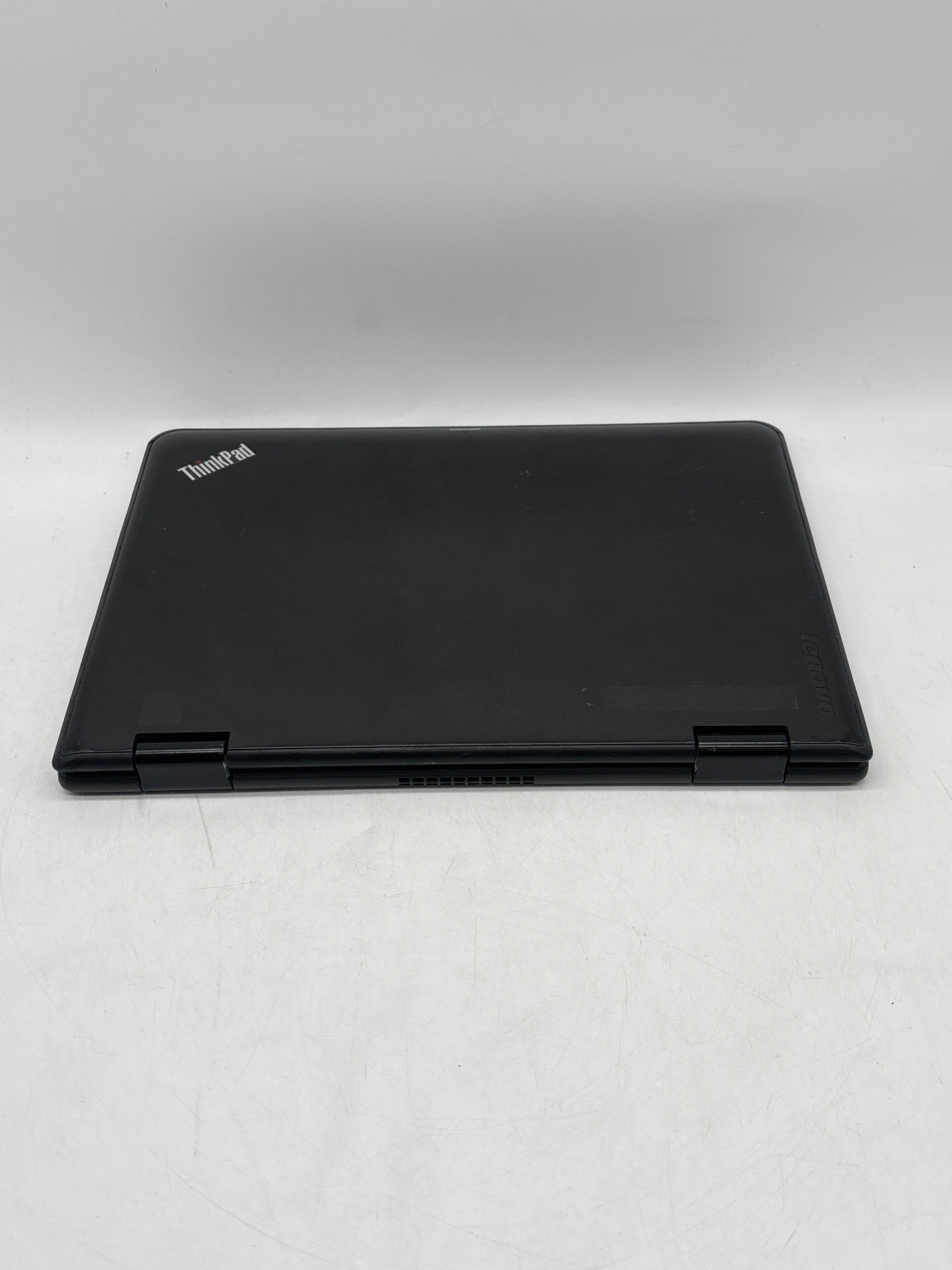 Lot of 18 Lenovo ThinkPad 11e Chromebook Celeron 4GB RAM 16GB SSD - Used