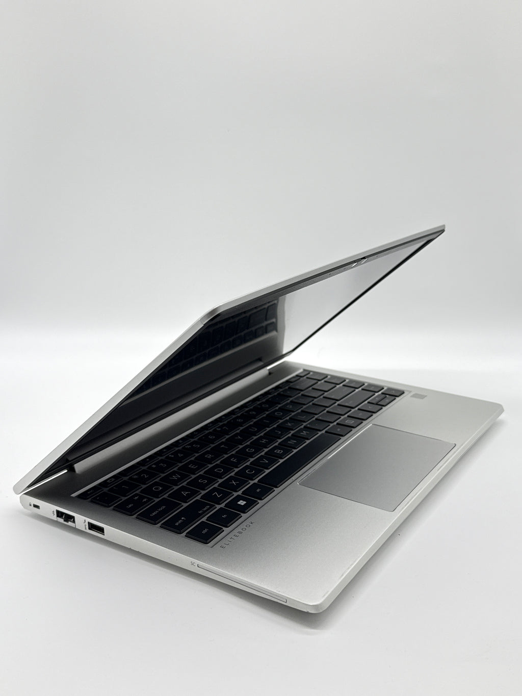 HP EliteBook 645 G10 14 Inch AMD Ryzen 7 Pro 7730U 16GB RAM 256GB SSD Silver