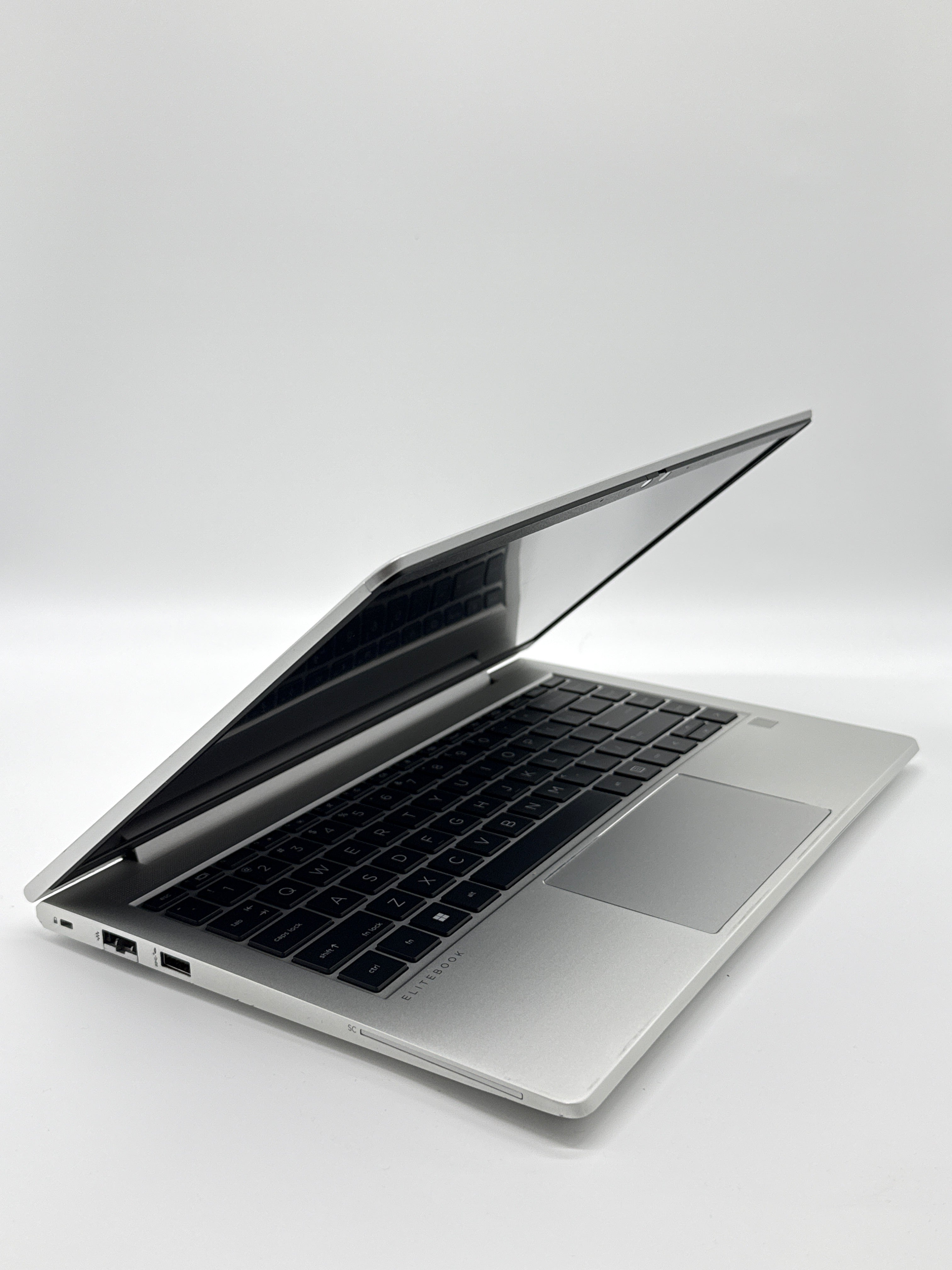 HP EliteBook 645 G10 14 Inch AMD Ryzen 7 Pro 7730U 16GB RAM 256GB SSD Silver