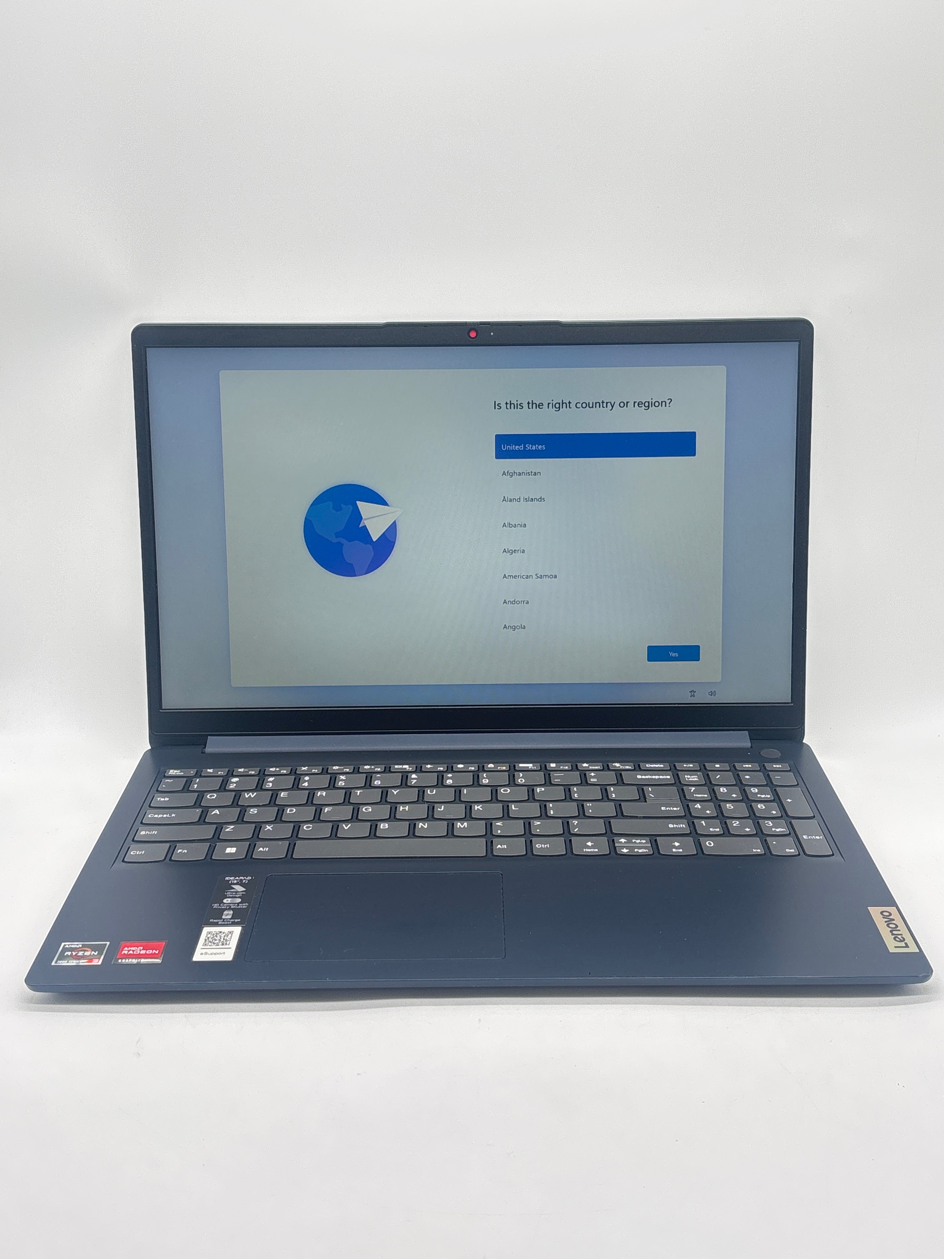 Lenovo IdeaPad 1 15AMN7 AMD Ryzen 3 7320U 8GB RAM 256GB SSD