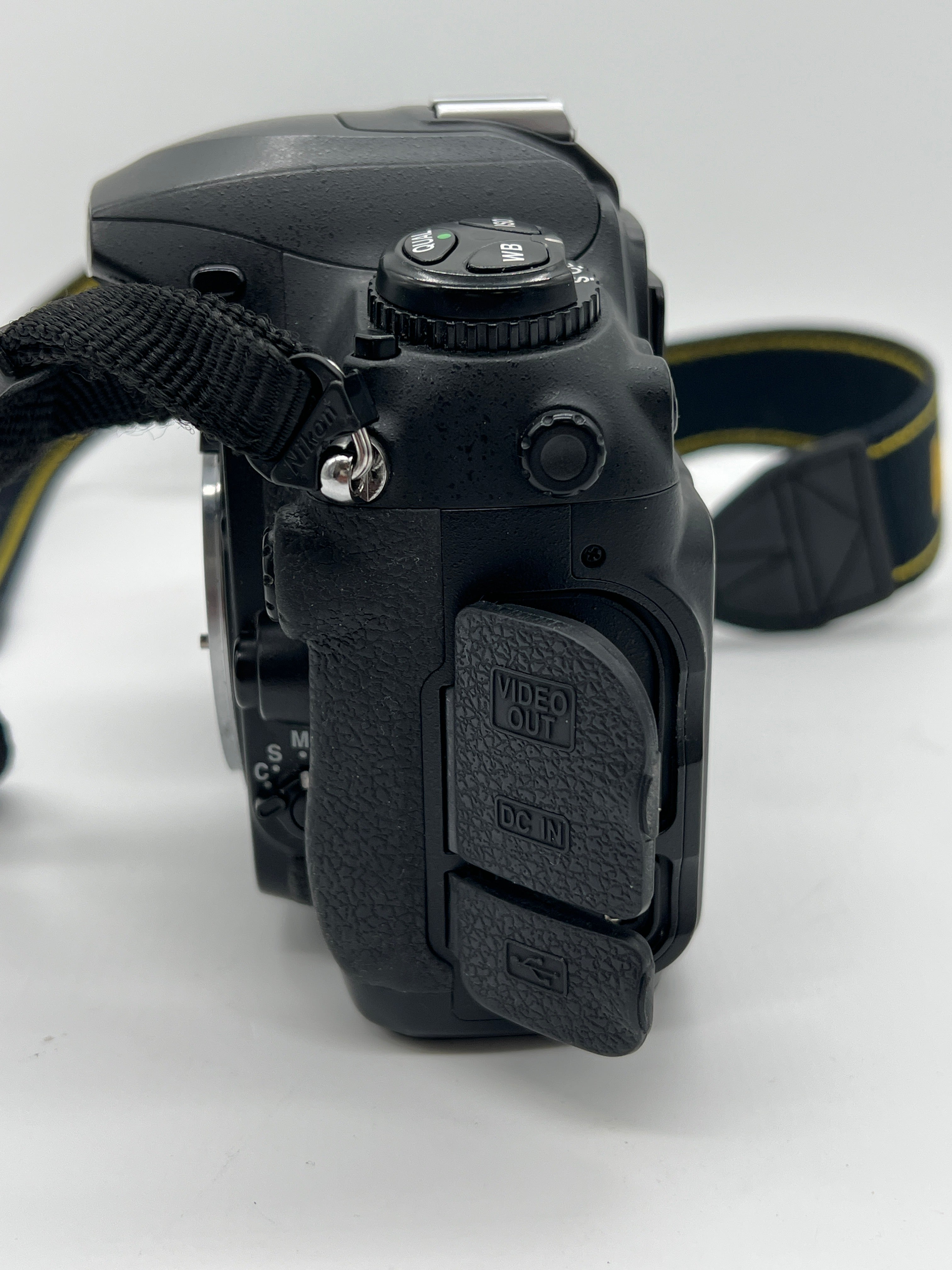 Nikon D200 Digital Camera Body (Shutter Count 64,217)
