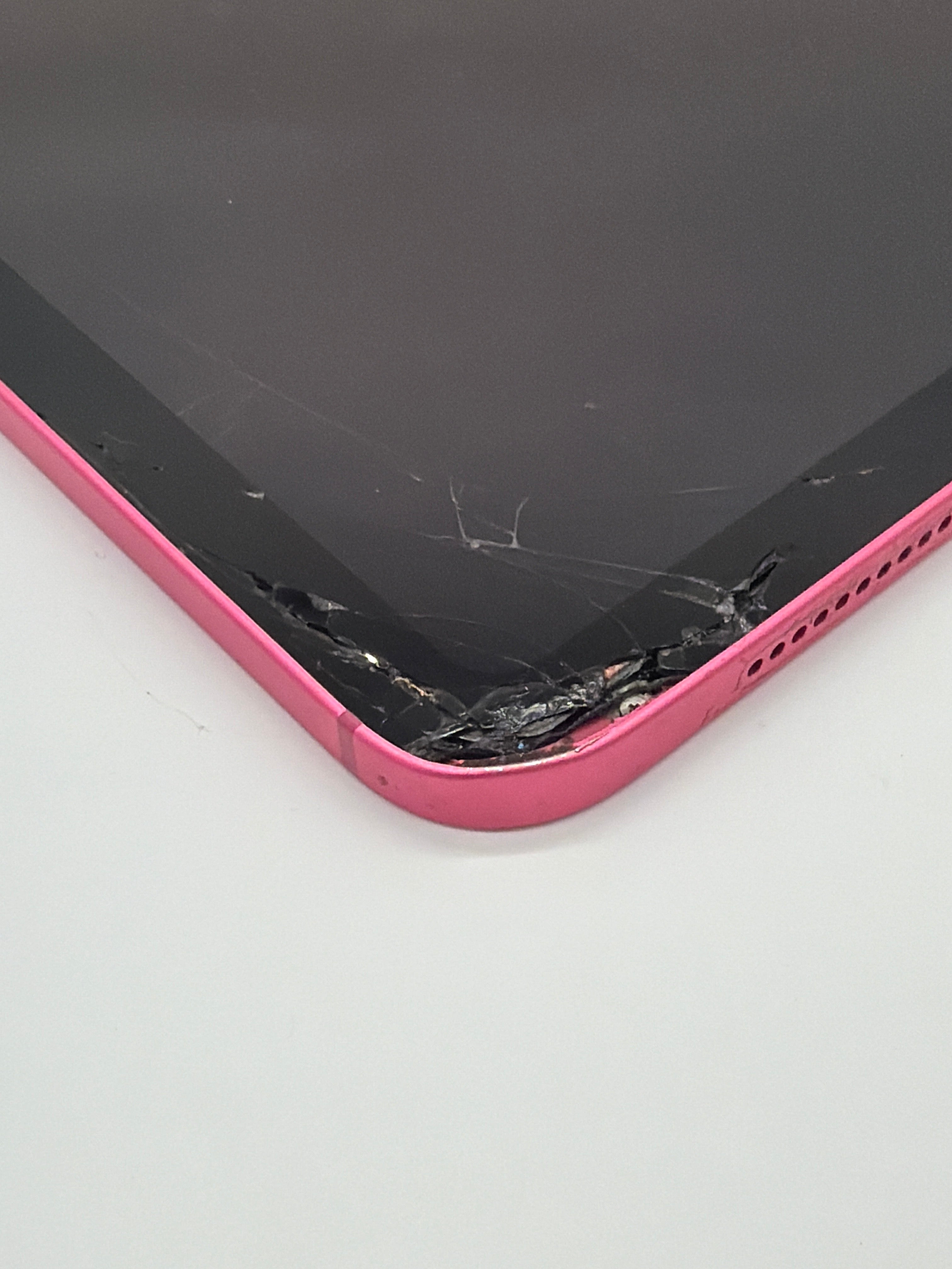 Apple iPad (11th Gen) A16 11 Inch 128GB Pink Unlocked - Bad OLED and dent on corner