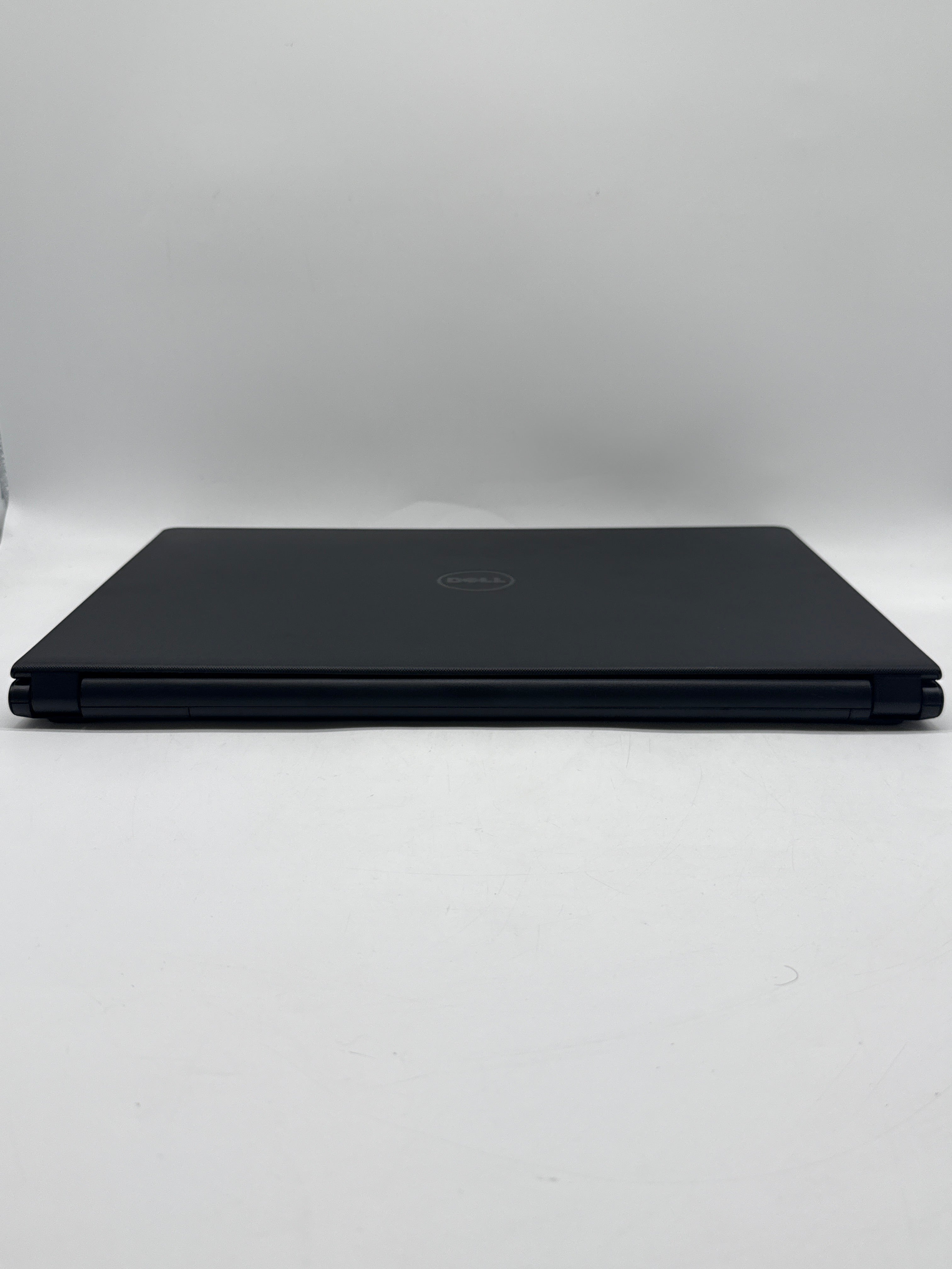Dell Inspiron 5566 i5-7200U 8GB RAM 256GB SSD