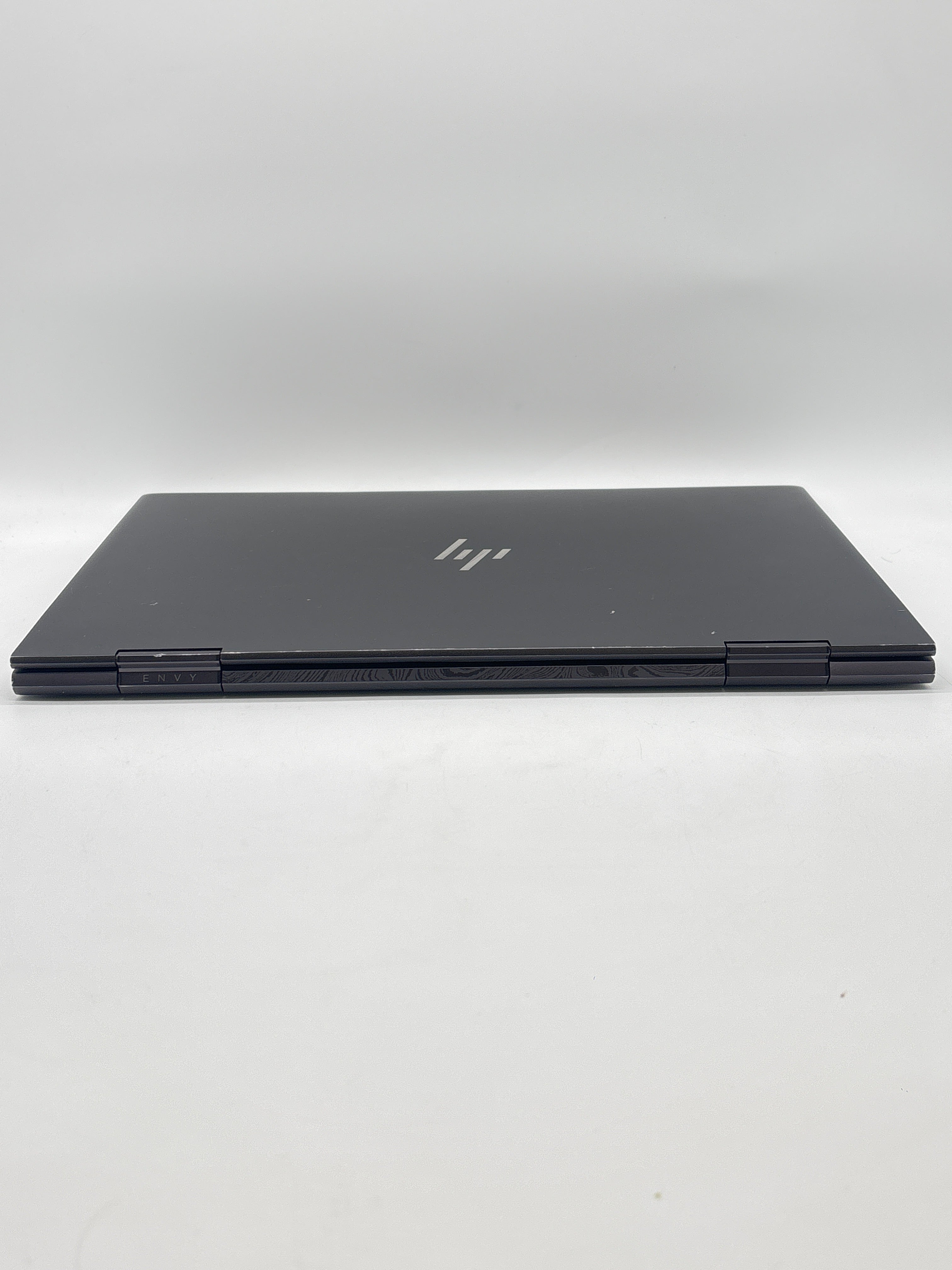 HP 15M-CP0011DX AMD Ryzen 5 8GB RAM 128GB SSD Purple
