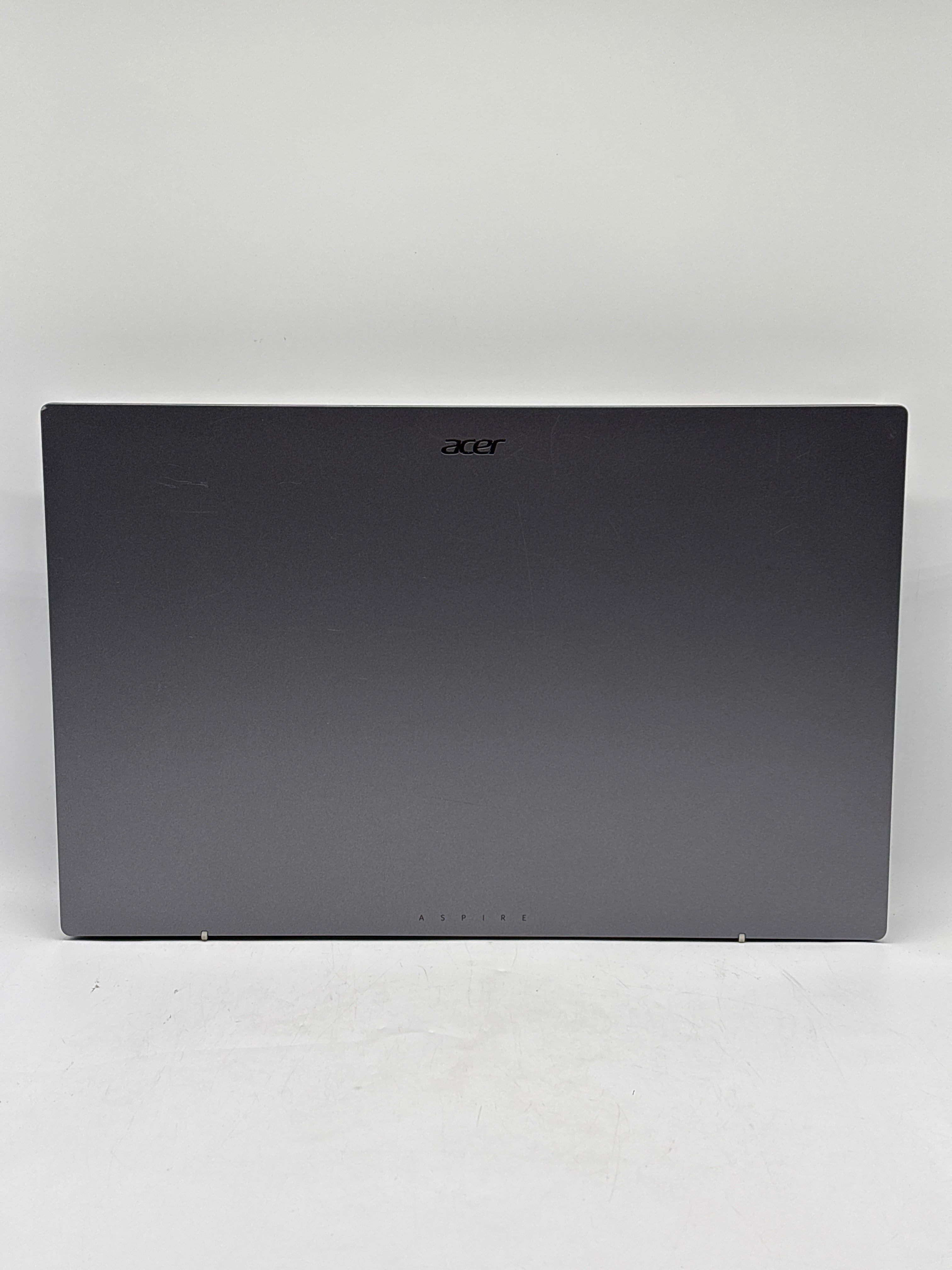 Acer Aspire 3 N23H5 15.6" Core i3-N305 8GB RAM 256GB SSD - Used