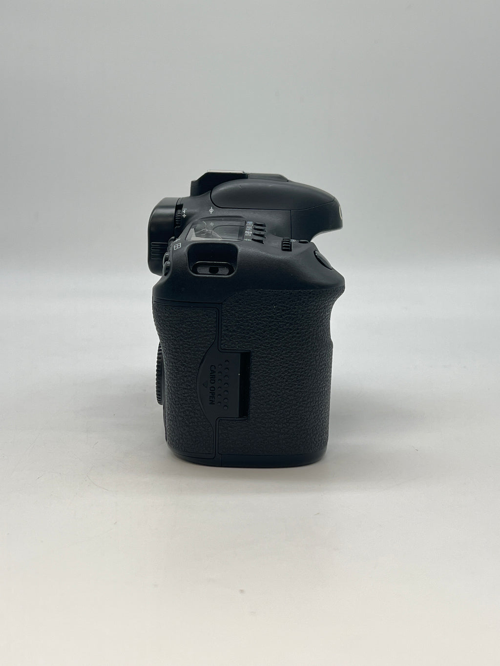 Canon EOS-7D Mark II 20.2MP Digital Camera Body Only - For Parts Read