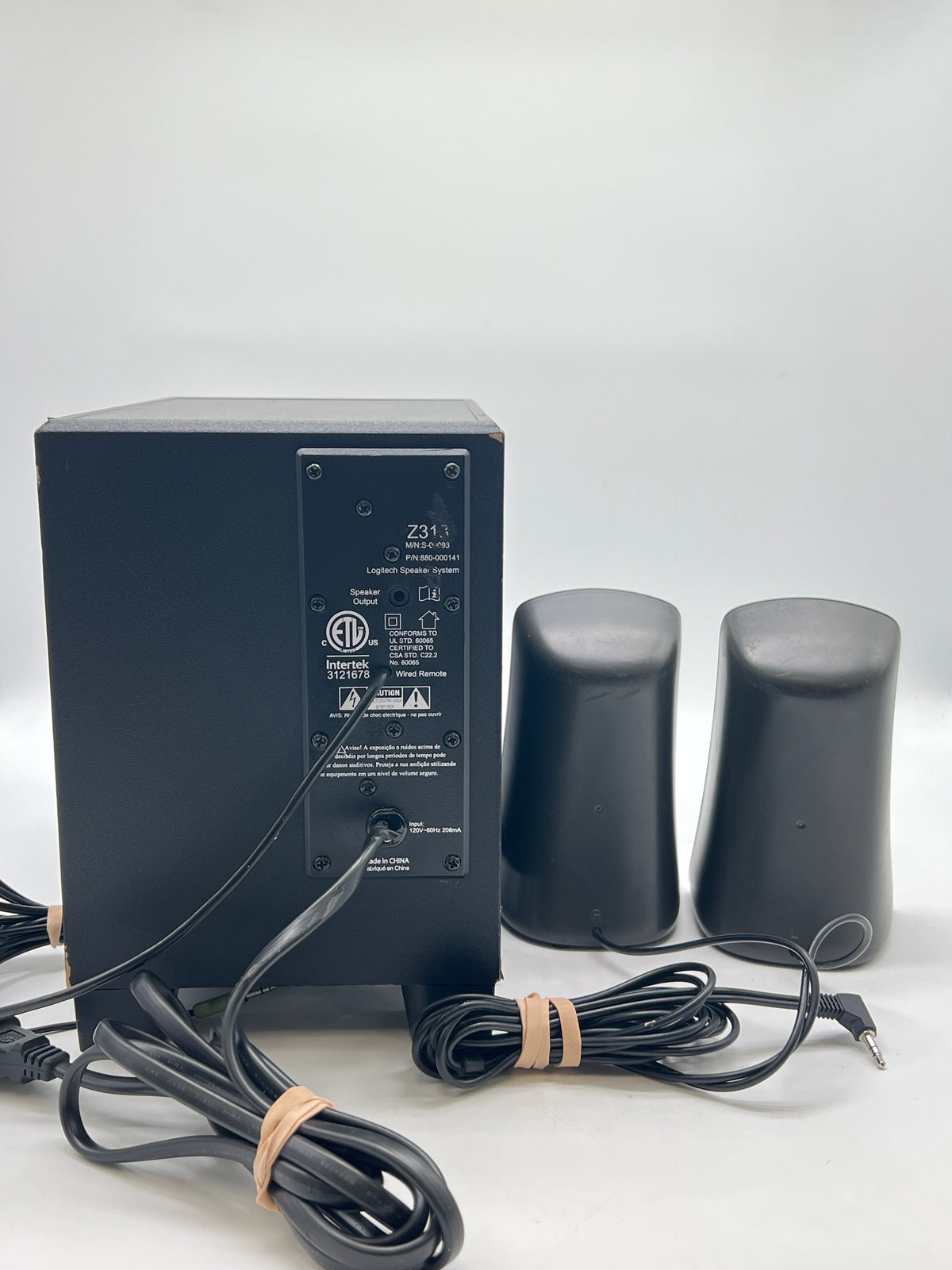 Logitech Z313 2.1 Channel Speaker System w/ Subwoofer Black - Used