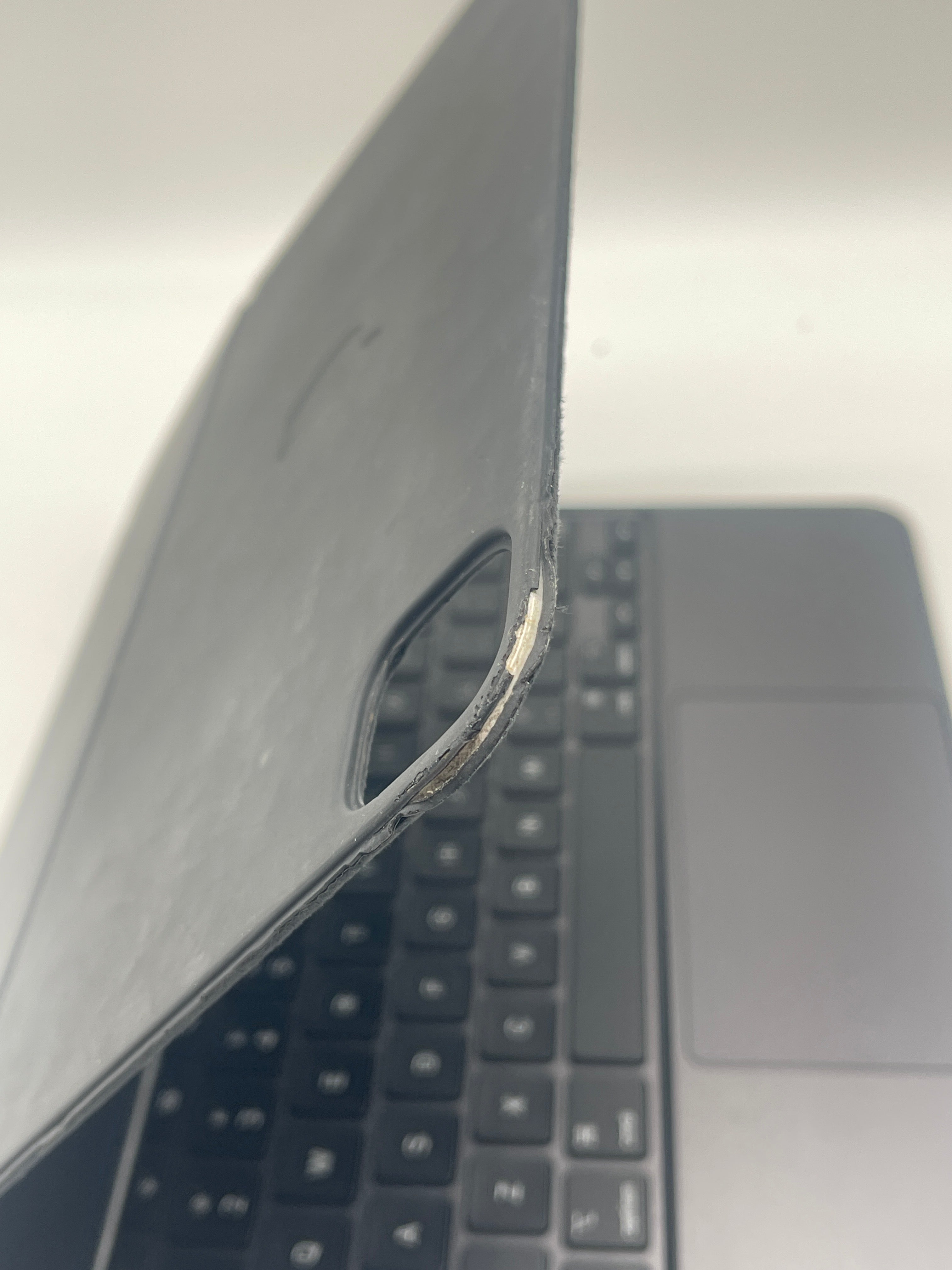 Apple Magic Keyboard for iPad Pro 13in(M4) A2974 Black - USED C