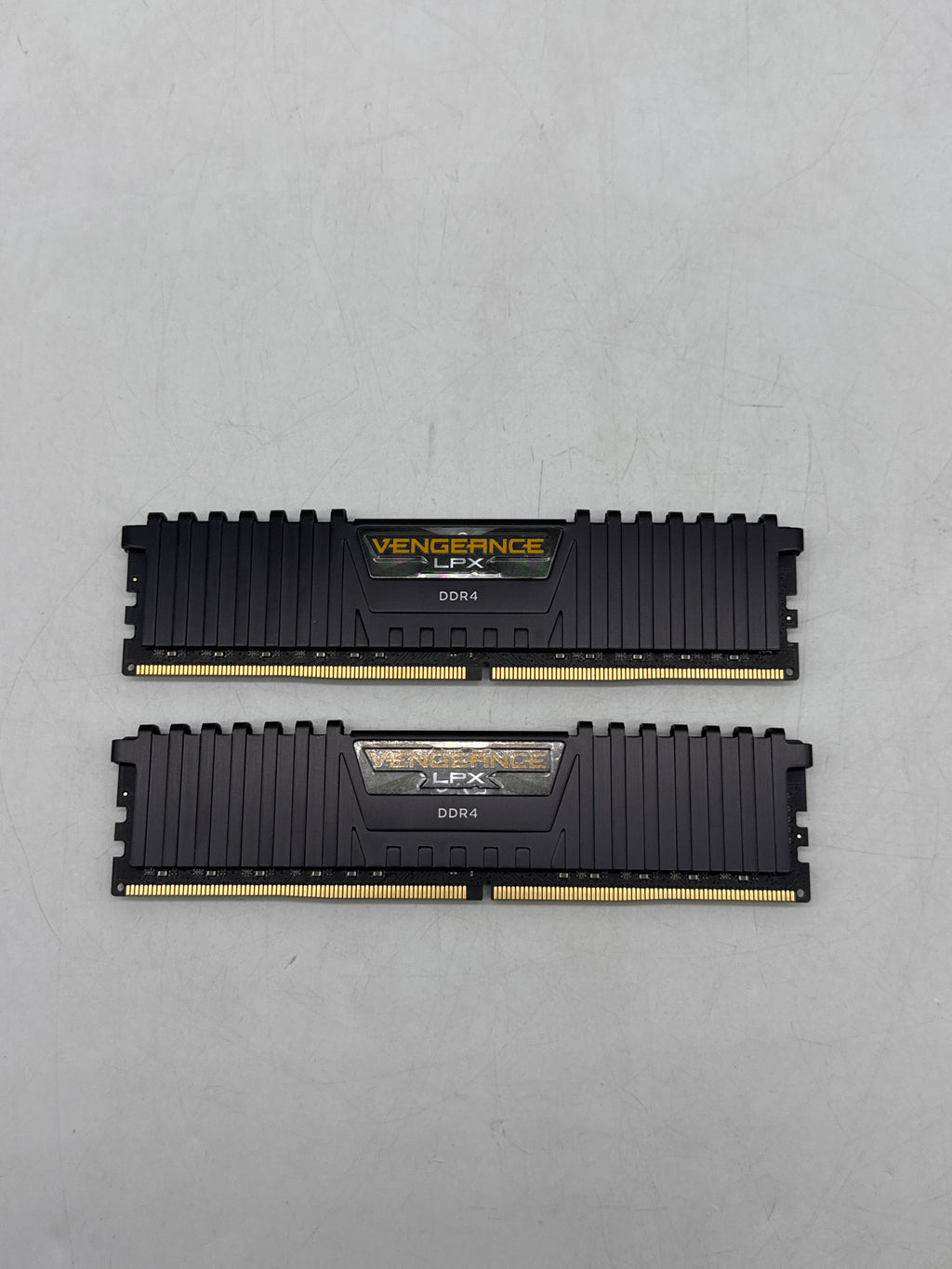 Corsair Vengeance LPX 64GB 2x32GB DDR4 3200MHz C16 RAM CMK64GX4M2E3200C16 - Used