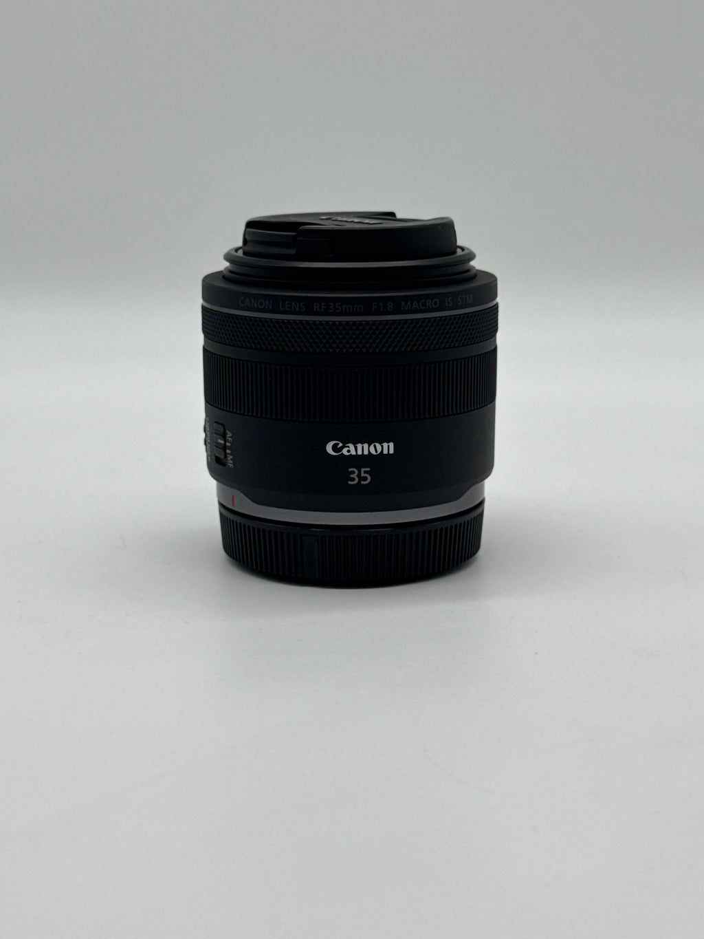 Canon RF 35mm F1.8 Macro IS STM Lens