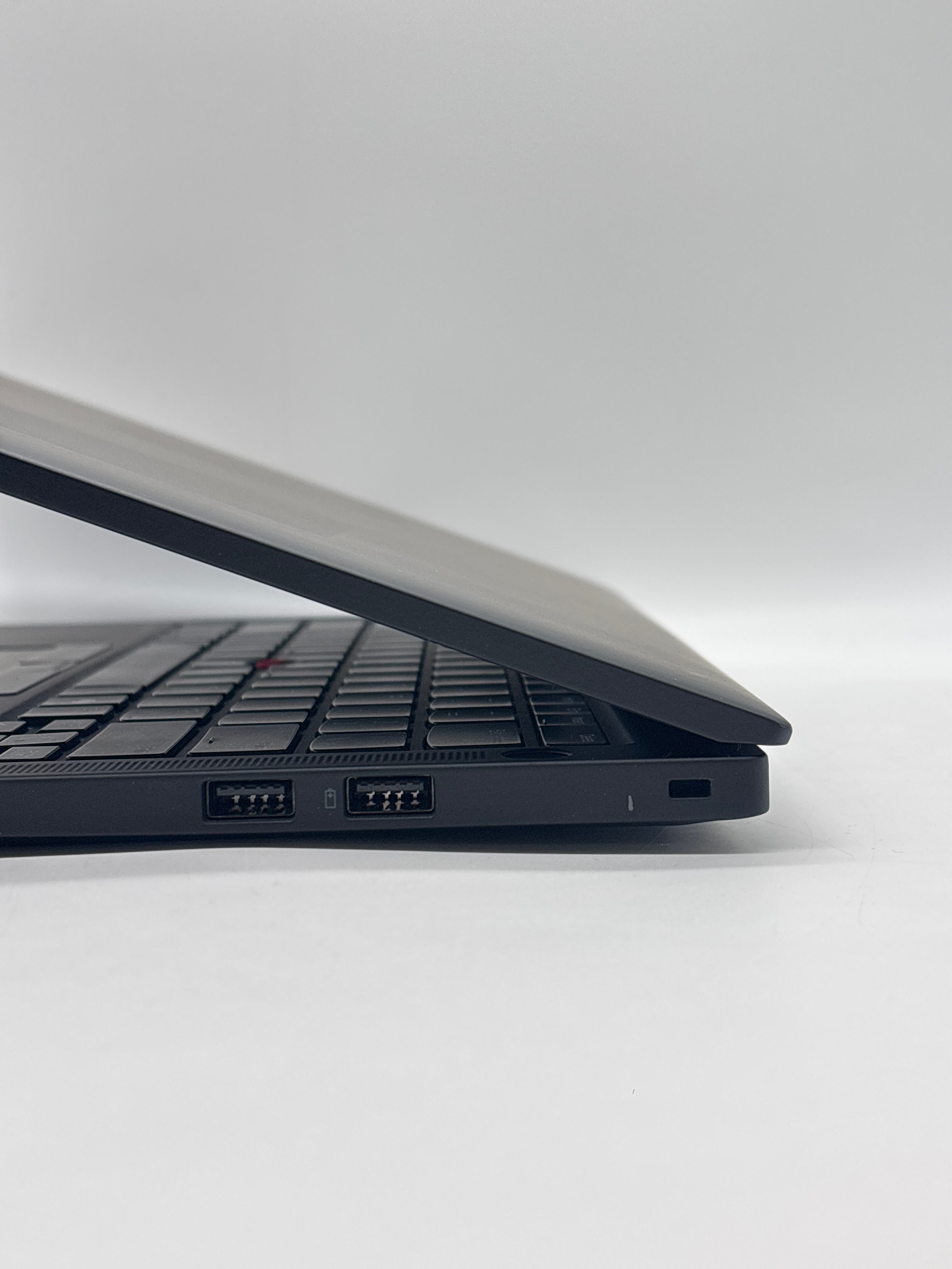 Lenovo ThinkPad T14s Gen 6 Ryzen AI 7 Pro 32 GB RAM 512 GB SSD - Warranty