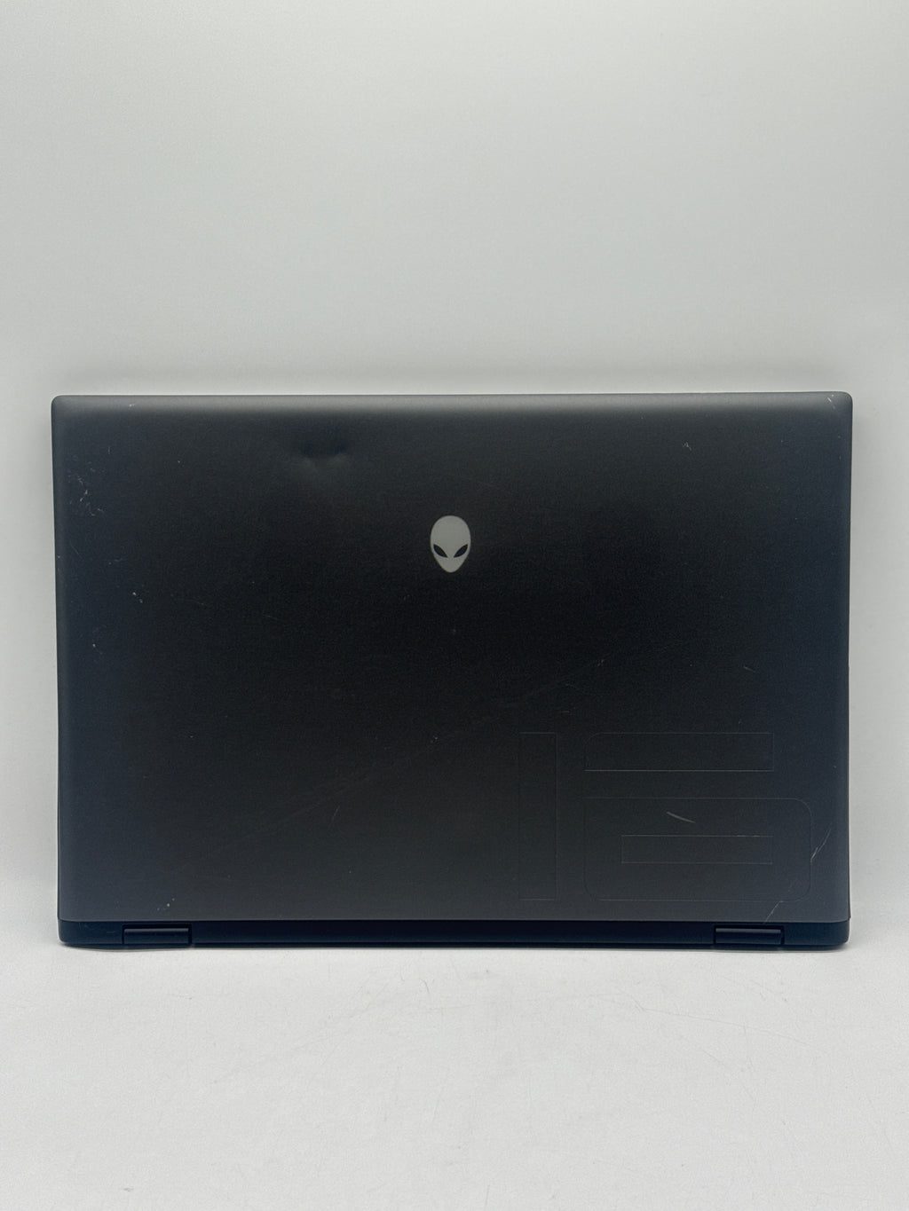 Dell Alienware M16 R2 Ultra 7 155H 16GB RAM 1TB SSD RTX 4070 - For Parts (Read DESC)