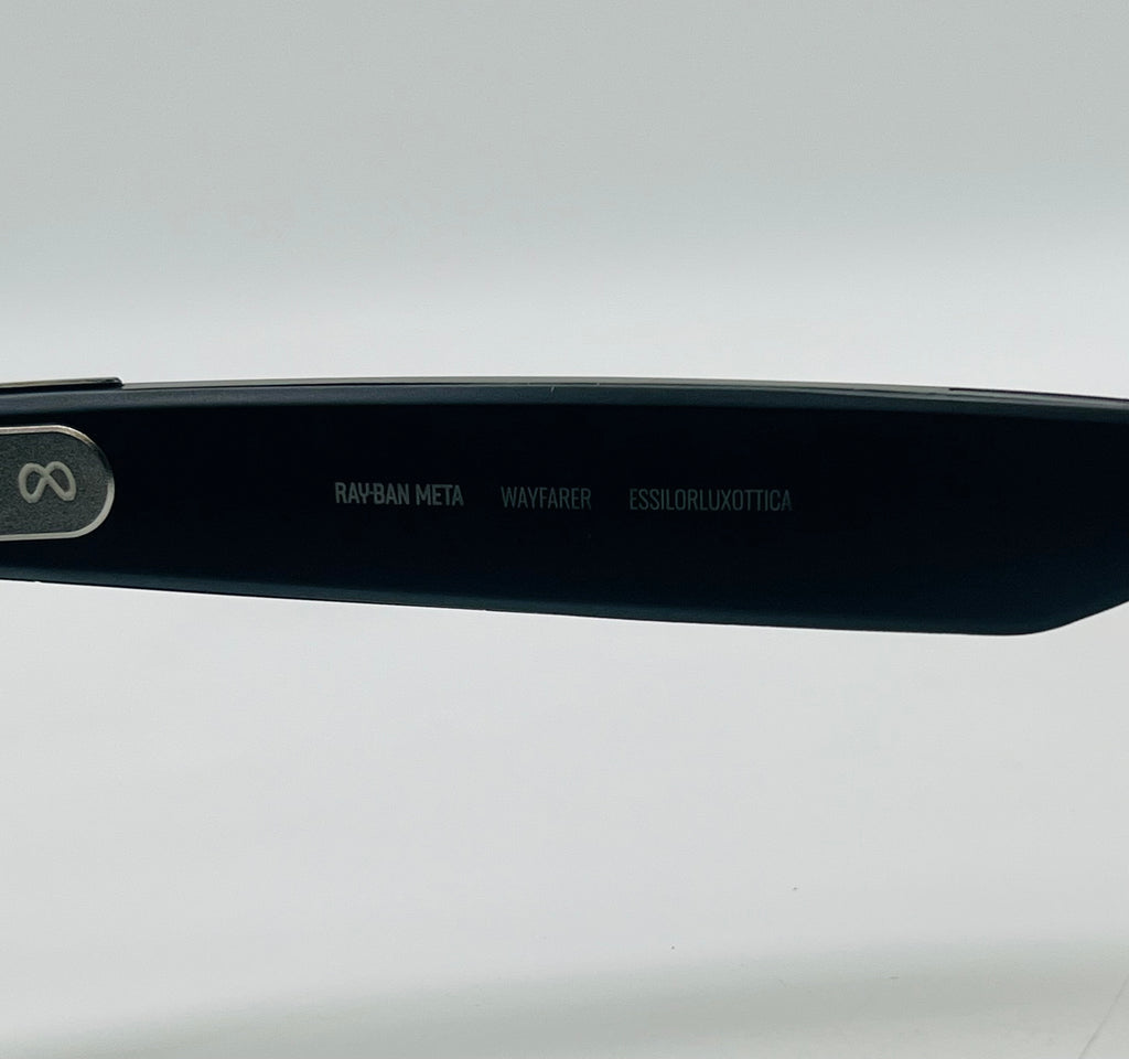 Ray-Ban Meta Wayfarer Smart Glasses, Black Polarized Lens - Used Good Condition