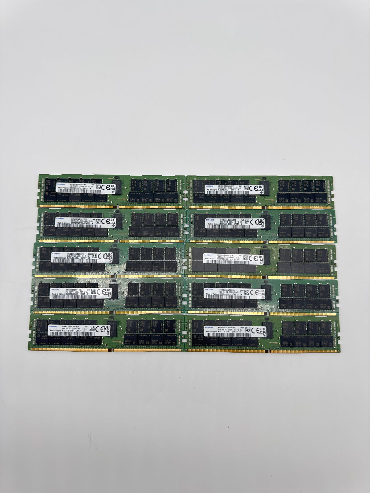 Samsung RAM M393A8G40CB4-CWEBY Lot of 10 64GB DDR4-3200MHz ECC - Won't Post