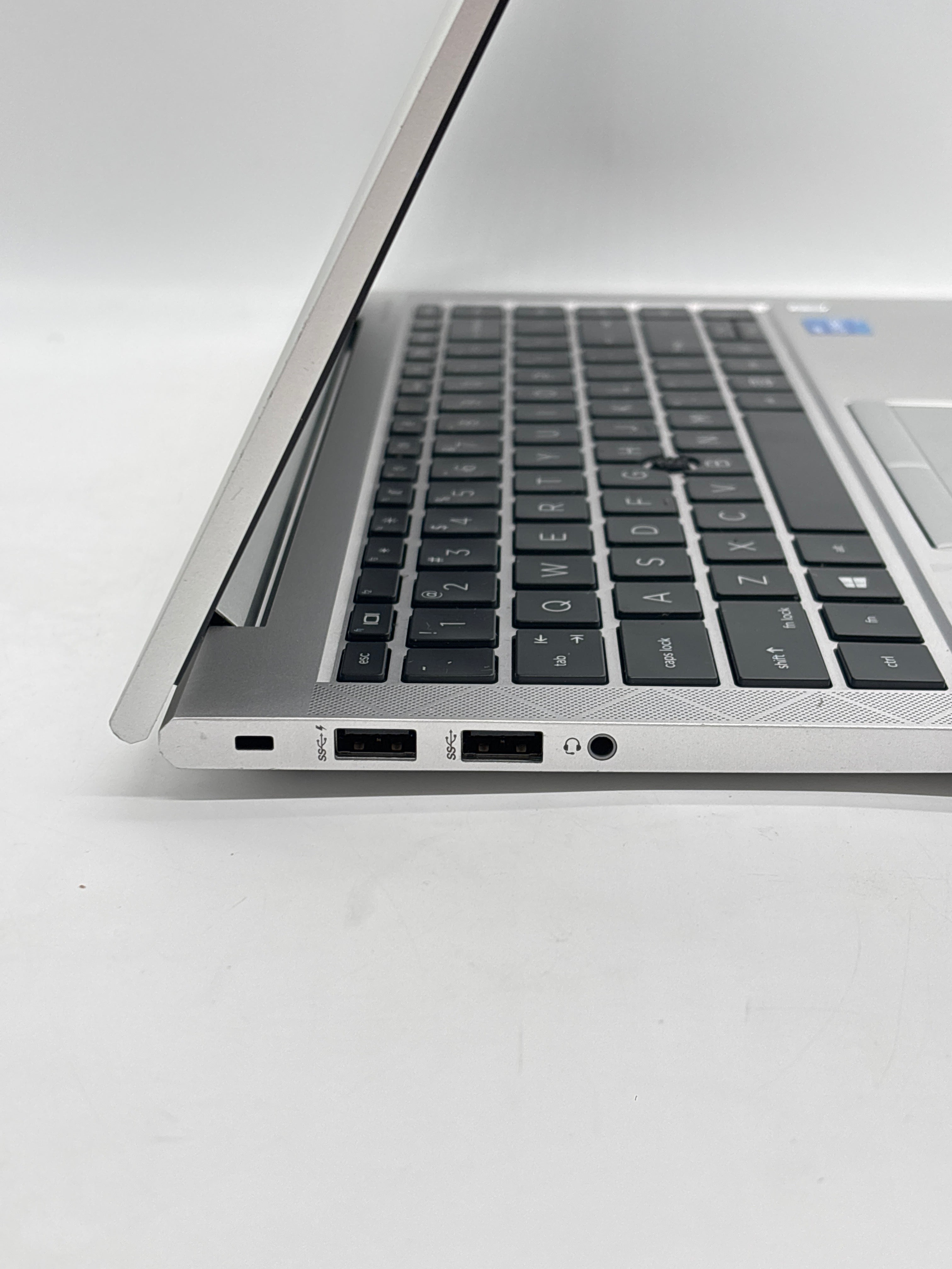 HP EliteBook 840 G8 14" i5-1145G7 8GB RAM 256GB SSD - For Parts (READ)