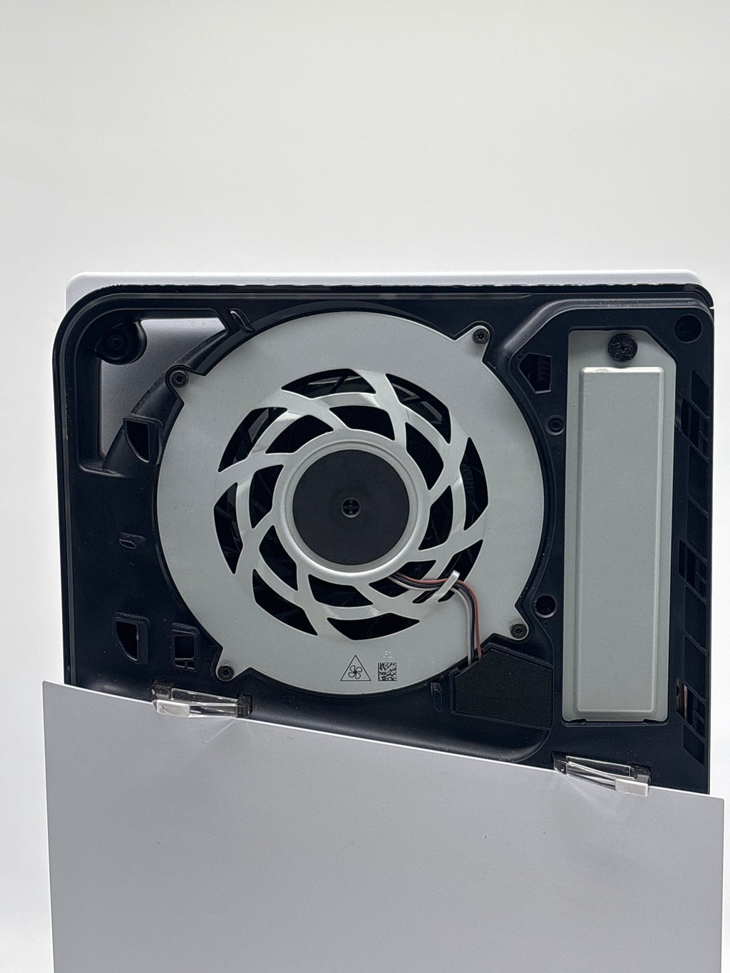 Sony PlayStation 5 Slim Digital CFI-2015 1TB - For Parts (Top Right Cover Missing)