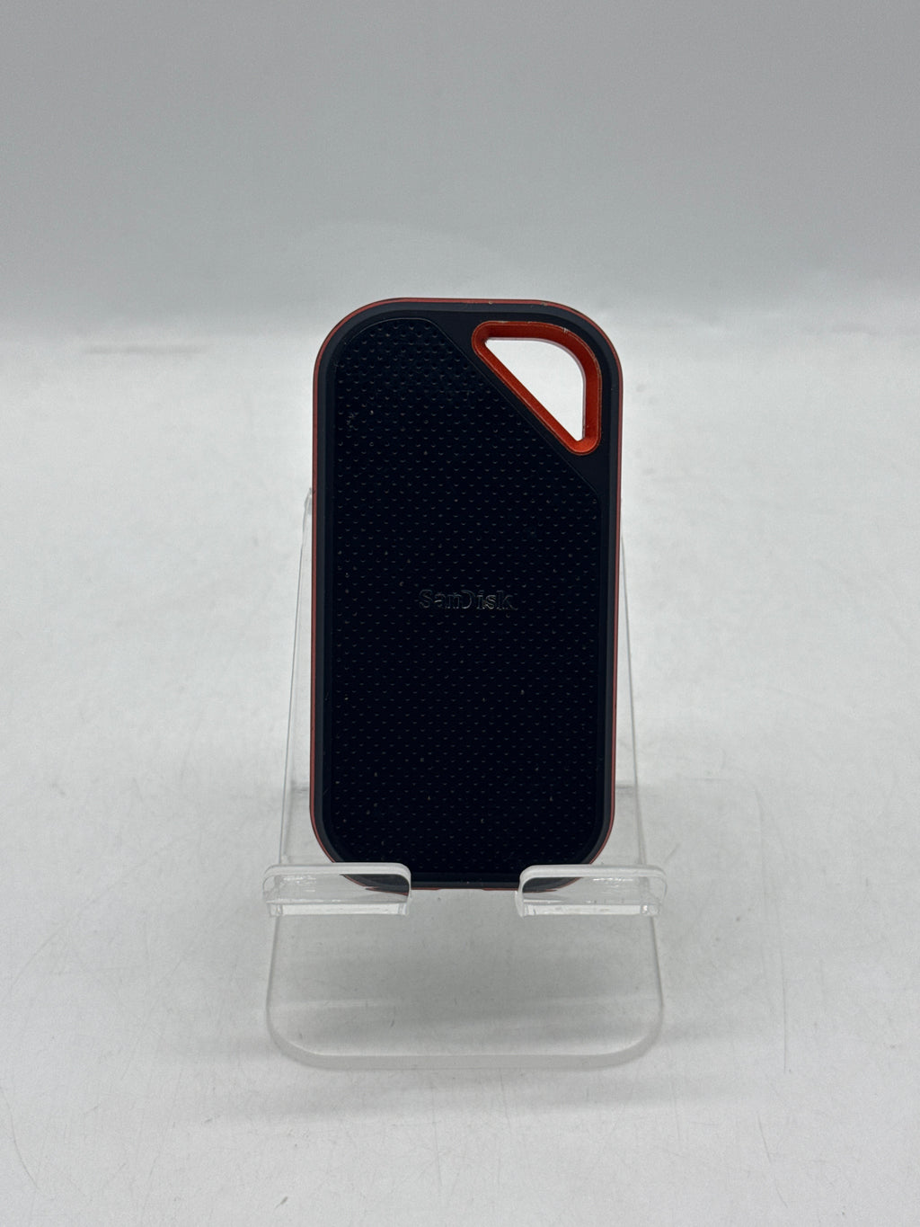SanDisk Extreme Pro Portable SSD 4TB SDSSDE81-4T00 Black/Orange - Used