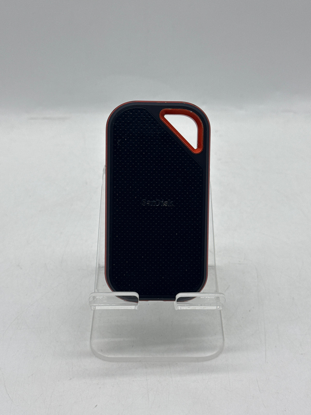 SanDisk Extreme Pro Portable SSD 4TB SDSSDE81-4T00 Black/Orange - Used