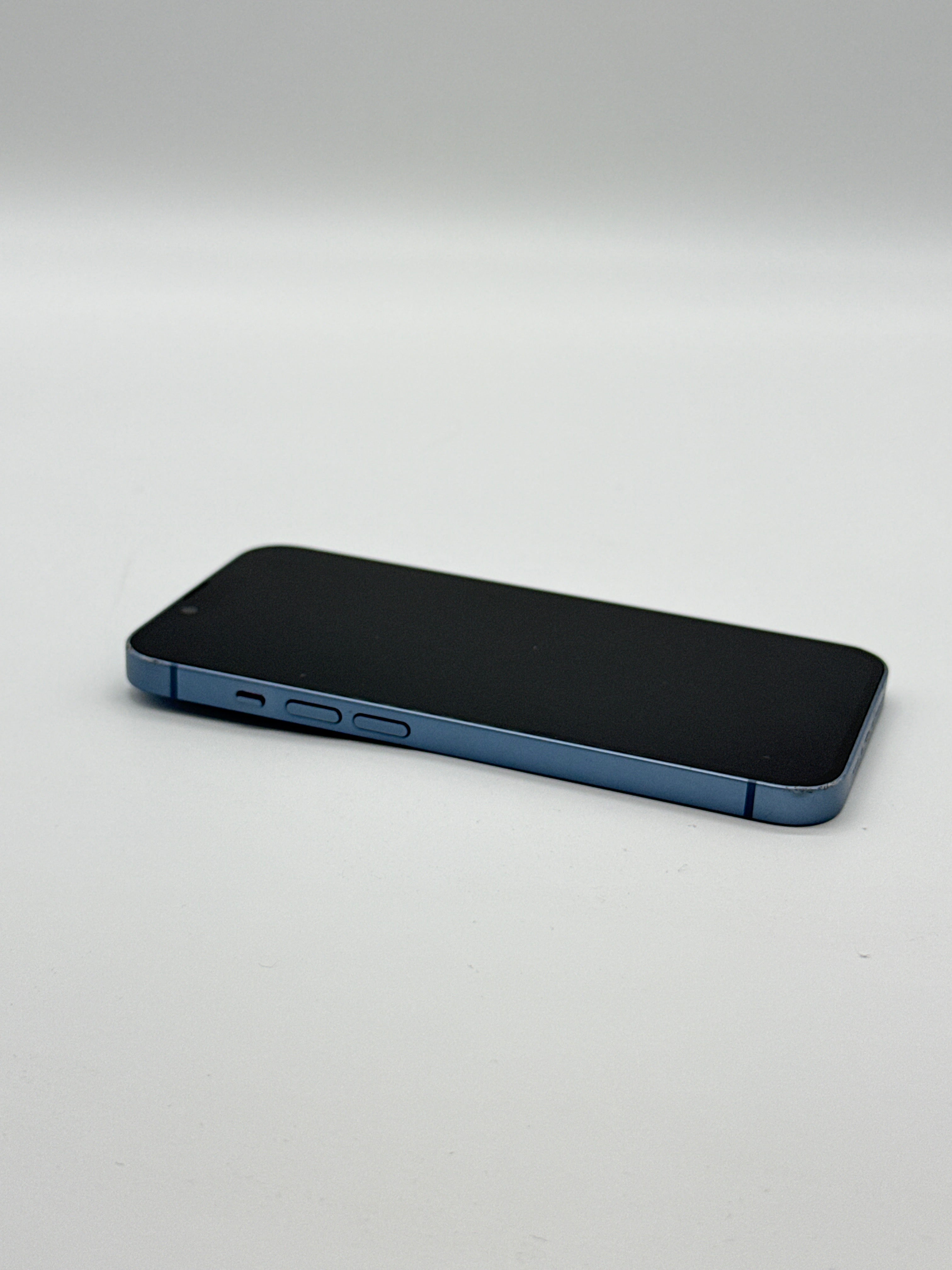 Apple iPhone 14 6.1" 128GB Blue Unlocked
