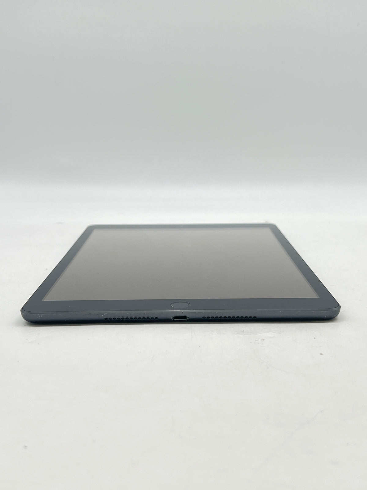 Apple iPad 7th Gen A2197 32GB Wi-Fi Space Gray - Used