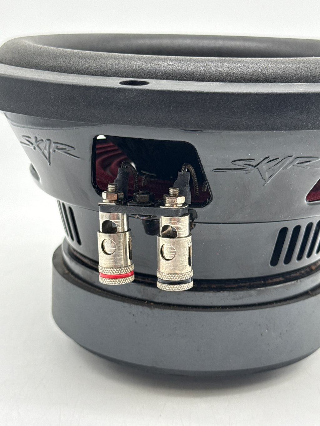 Skar Audio SDR-8 D2 8" 700 Watt Max Power Dual 2 Ohm Car Subwoofer - For Parts (Broken Wire)