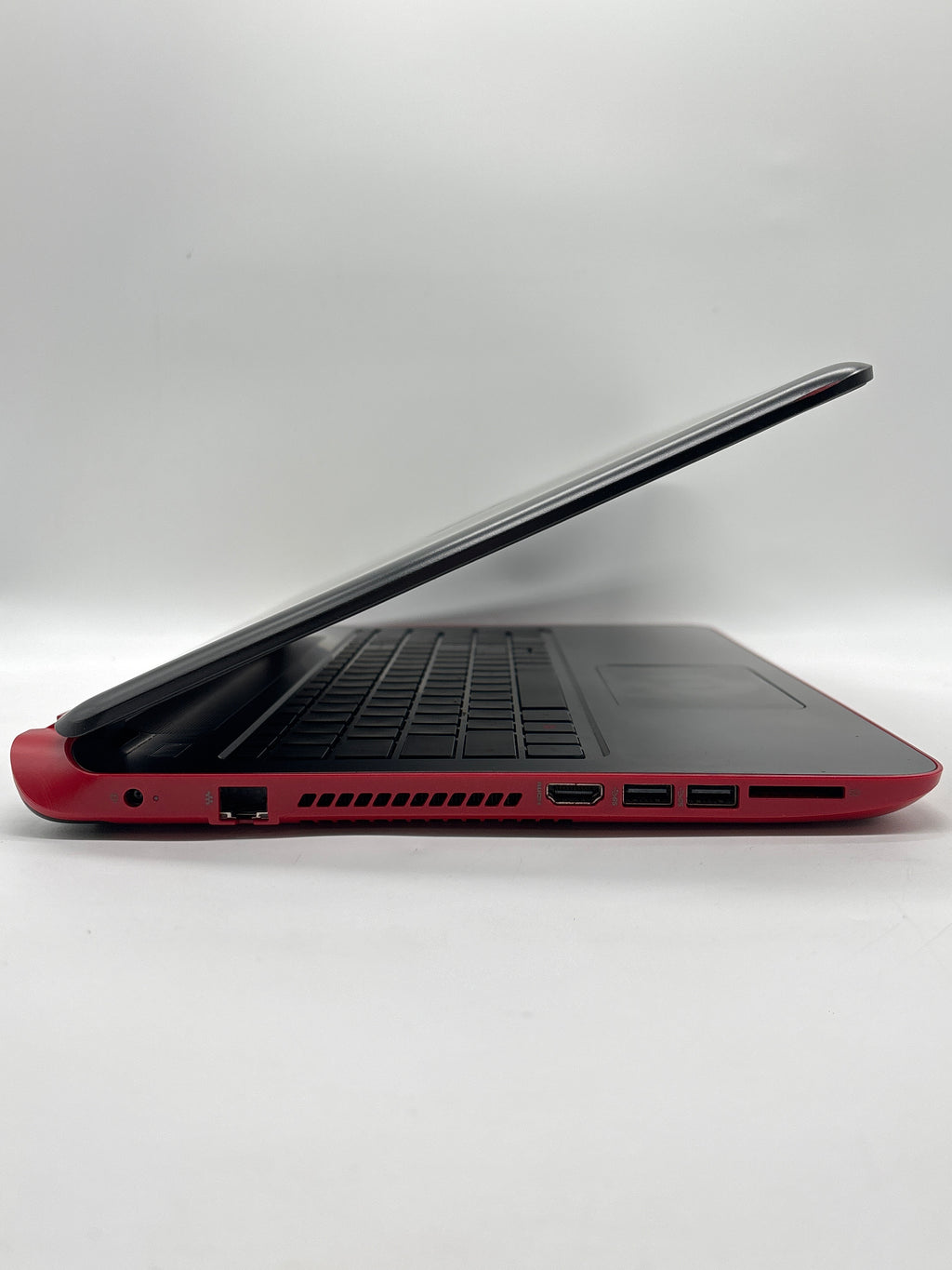 HP Beats Special Edition 15-P390NR AMD A10 8GB RAM 1TB HDD - For Parts (Bad HDD)