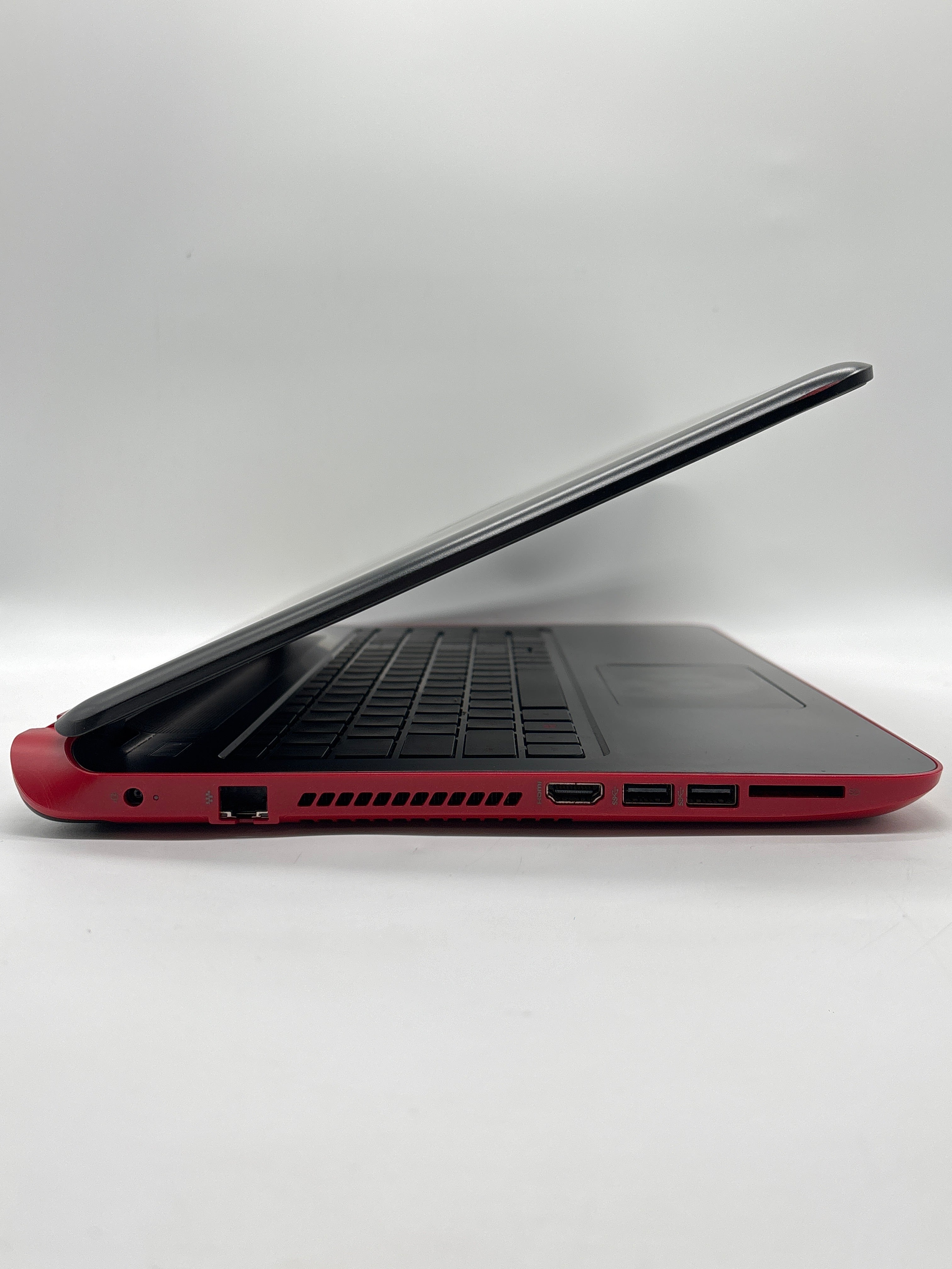 HP Beats Special Edition 15-P390NR AMD A10 8GB RAM 1TB HDD - For Parts (Bad HDD)