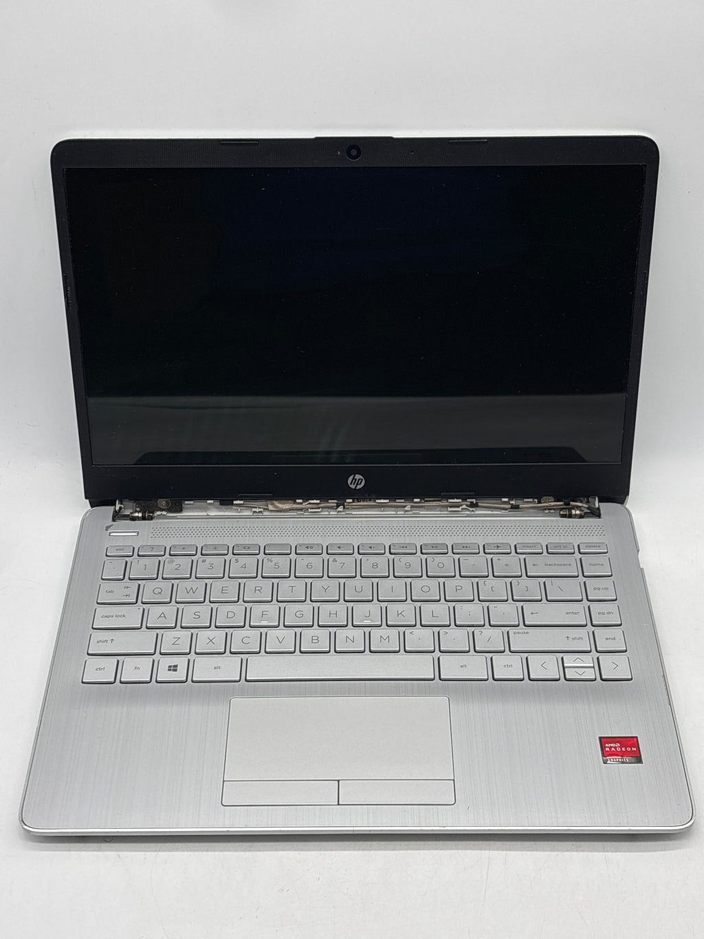 HP 14-dk1022wm 14" AMD Ryzen 3 3250U 4GB RAM 128GB SSD Silver - READ