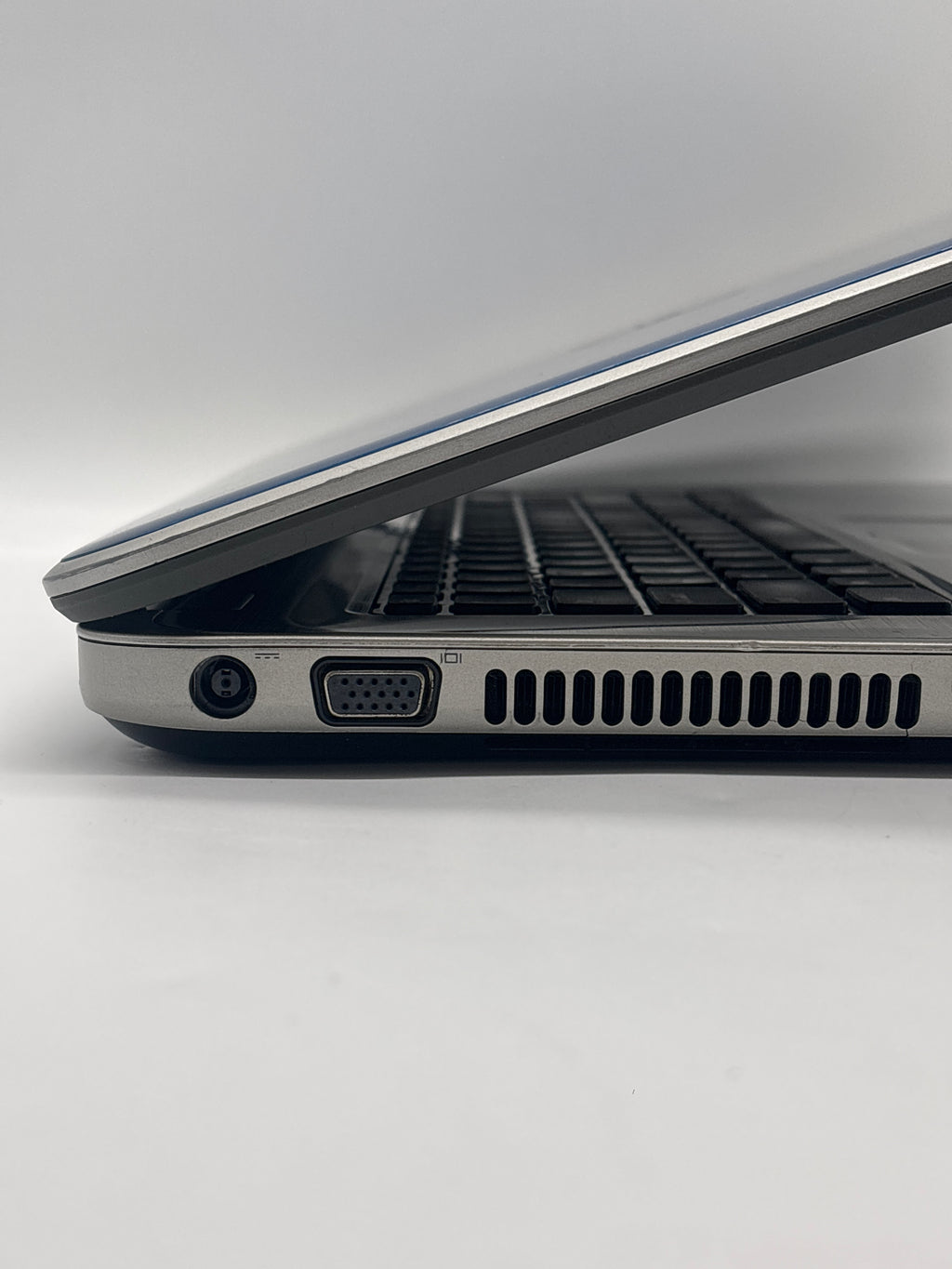 Dell Inspiron 5520 i5-3210m 8GB RAM 1TB HDD - For Parts (Read DESC)