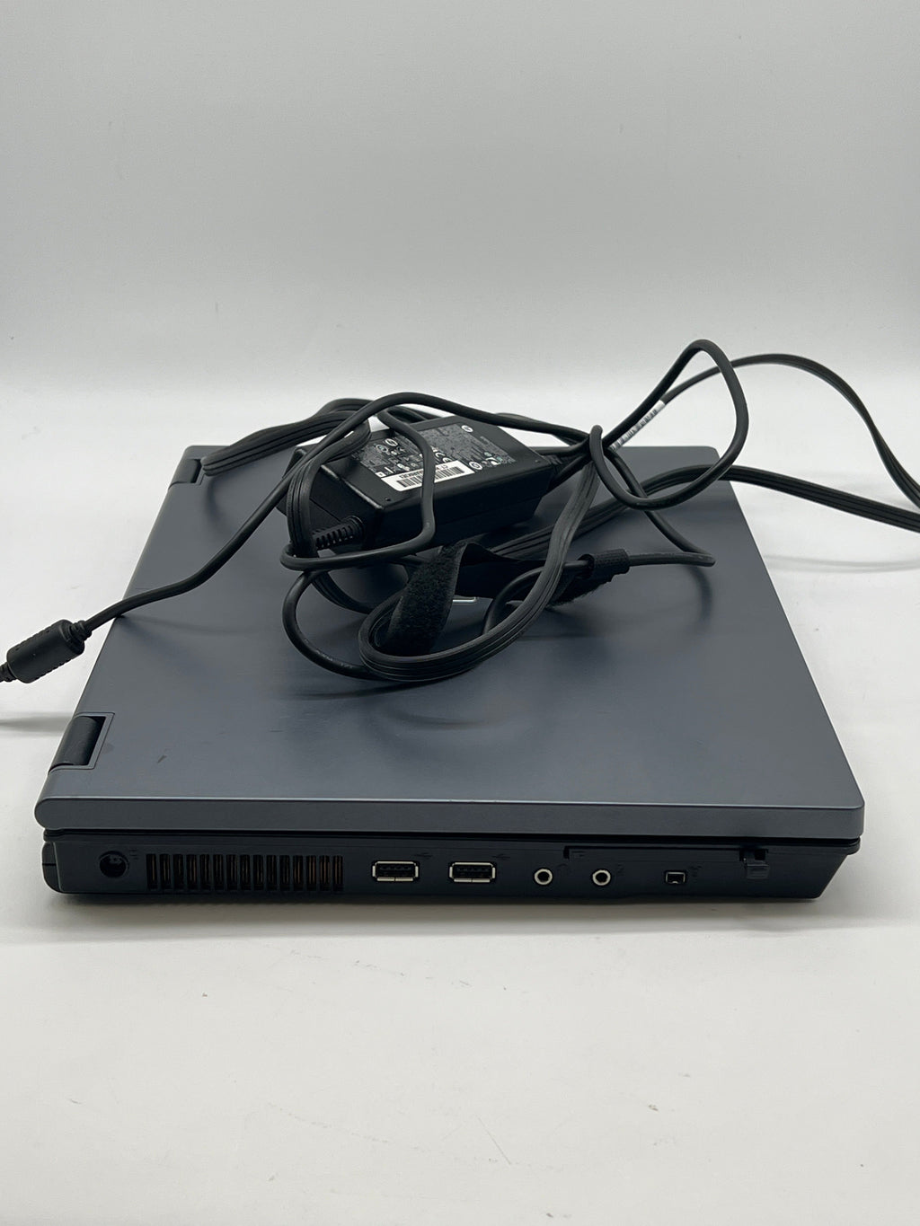 HP Compaq 6710b Core 2 Duo 2GB DDR2 - For Parts Bad Battery