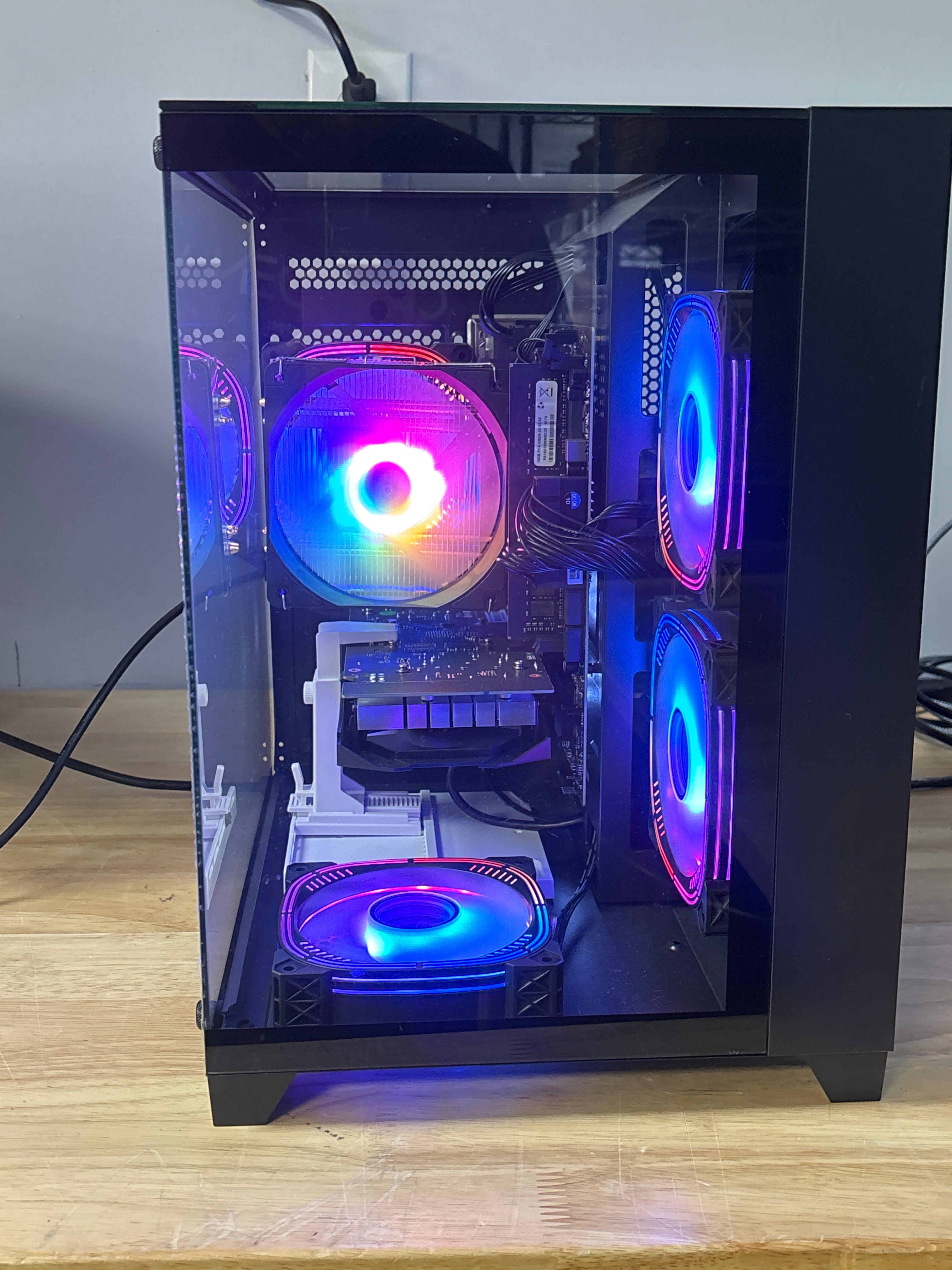 Custom PC Intel Core i5-12400F 16GB RAM 1TB SSD RTX 3050 - Used