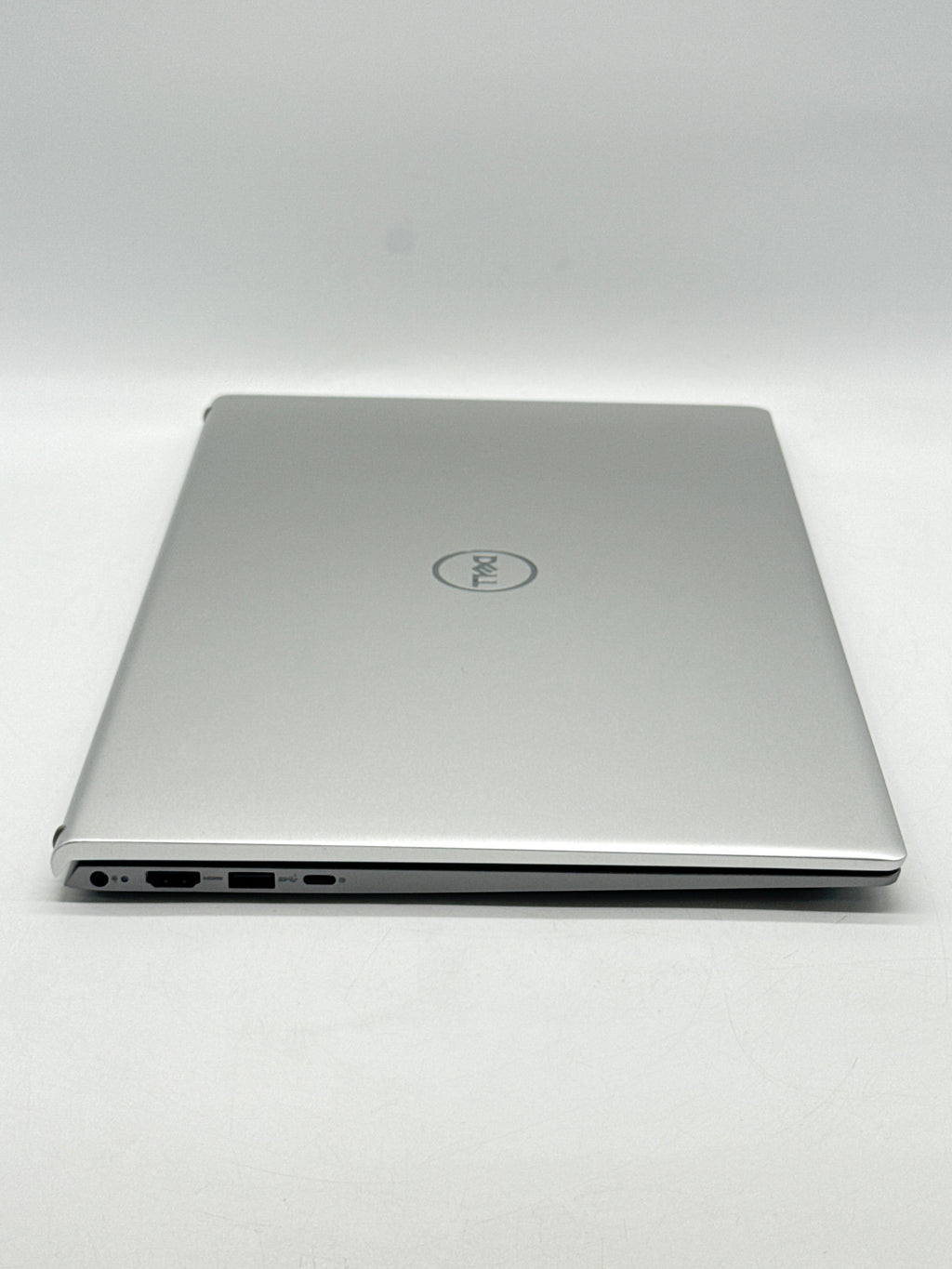 Dell Inspiron 5515 15.6" FHD AMD Ryzen 7 5700U 16GB RAM 512GB SSD Gray Used