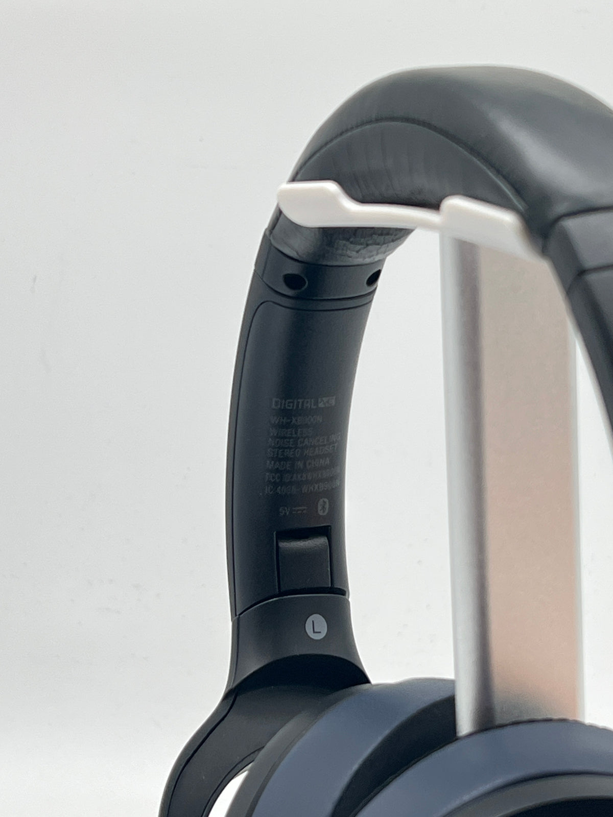 Sony WH-XB900N Wireless Headphones Noise Cancelling Black - Used