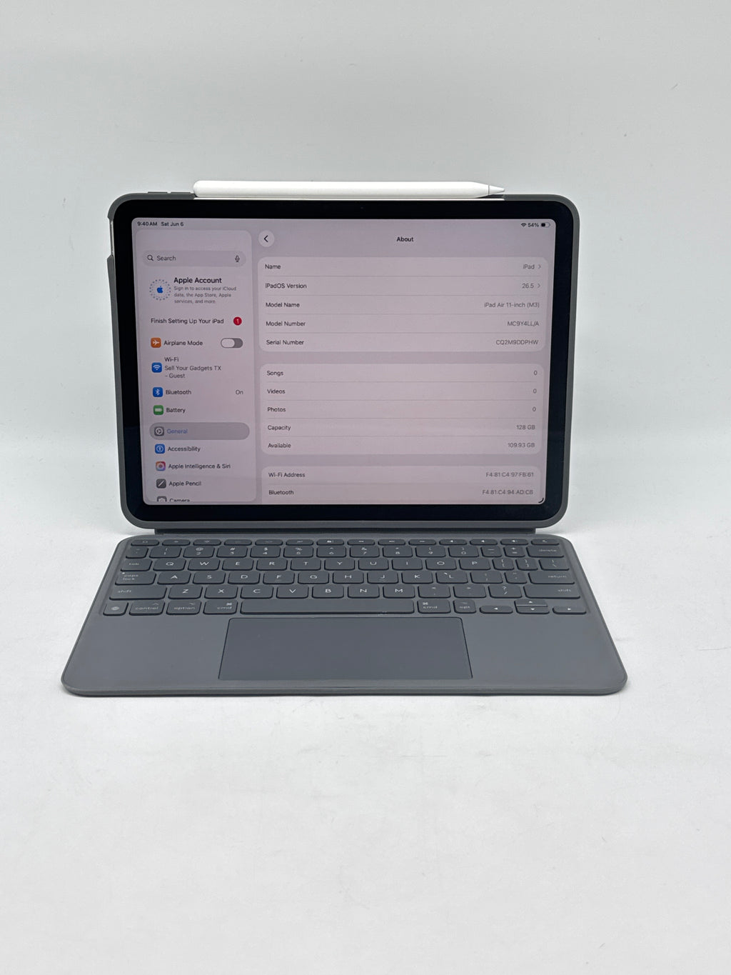 Apple iPad Air 11-inch M3 A3268 128GB Wi-Fi with Keyboard/Apple Pencil