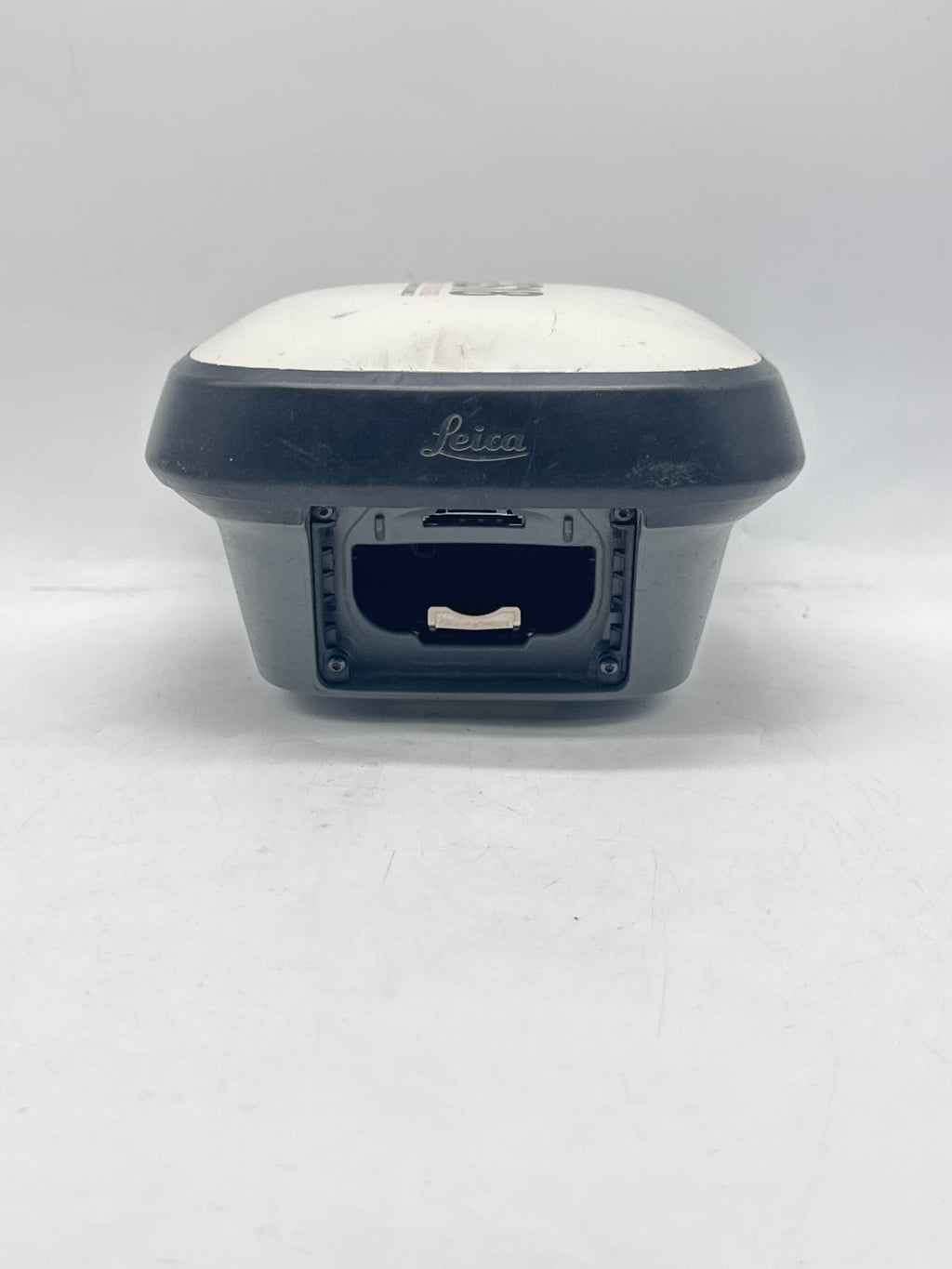 Leica GS18 GNSS Multi-Frequency Smart Antenna Receiver 555 Channel - Used