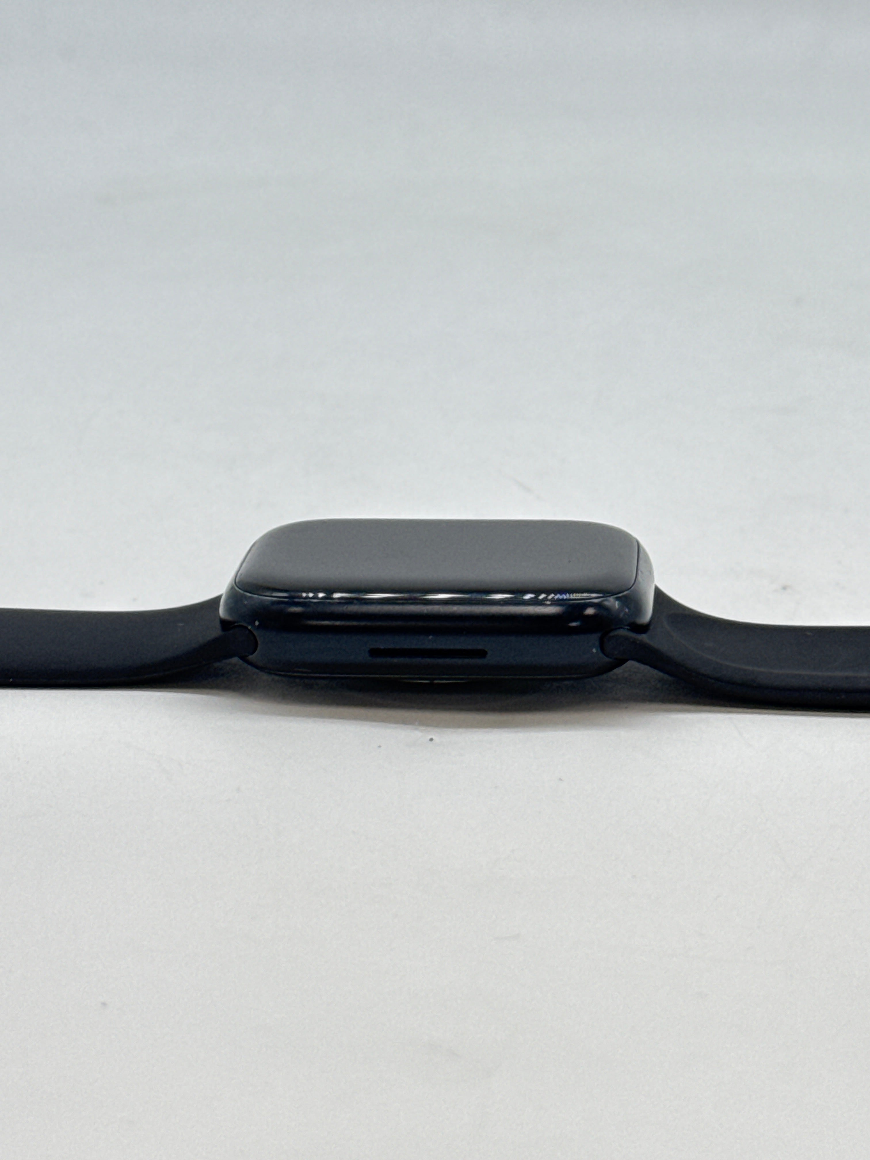 Apple Watch Series 7 A2477 45mm GPS + Cellular Midnight Aluminum Watch